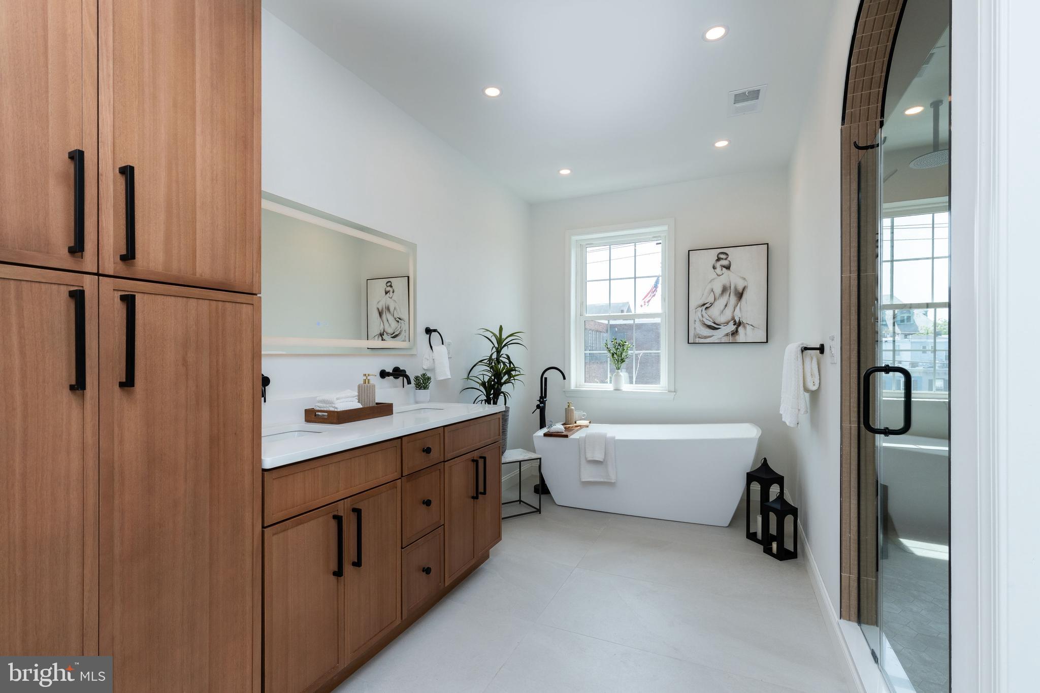 GRADUATE HOSPITAL - Residential