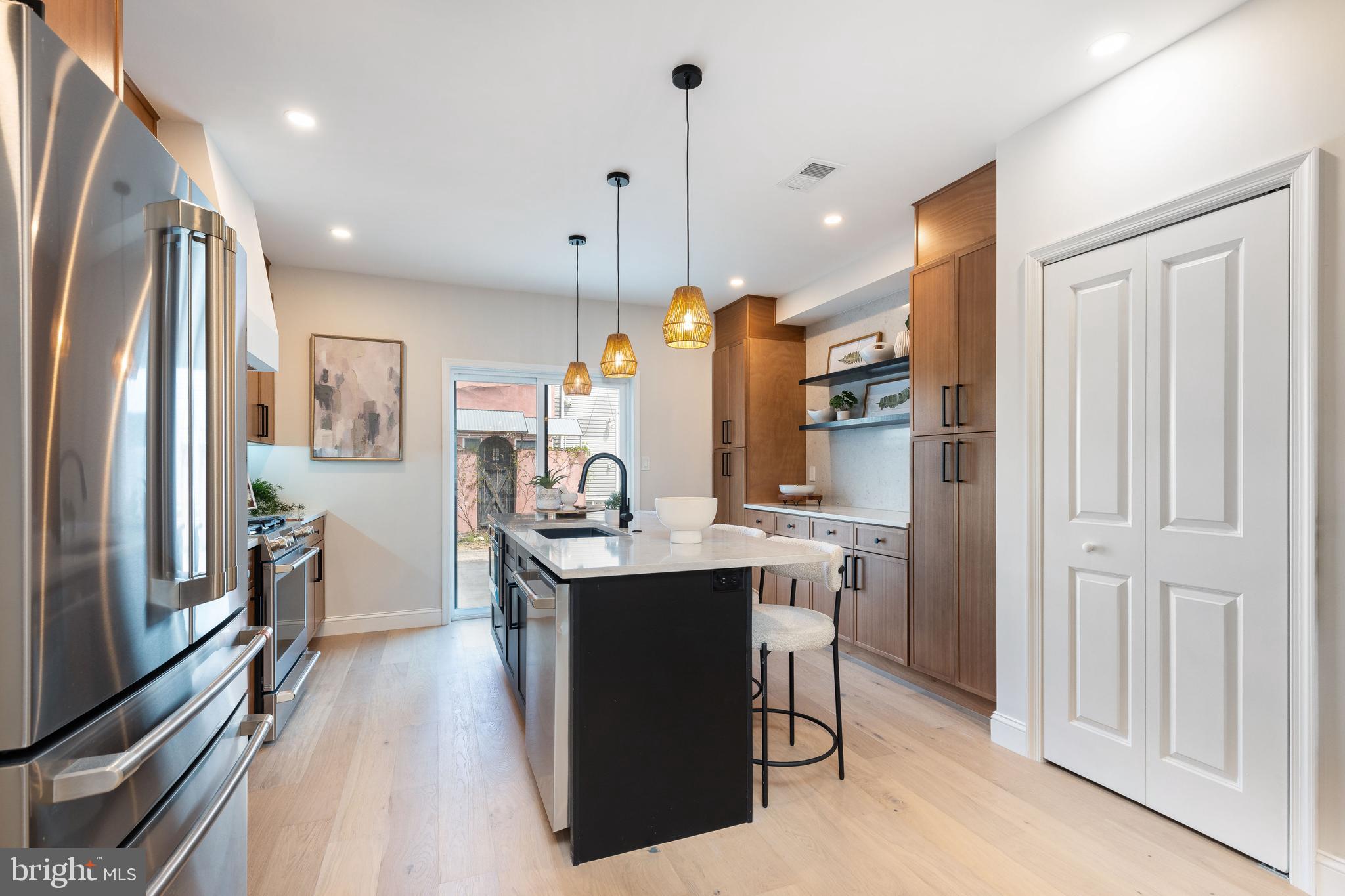 GRADUATE HOSPITAL - Residential