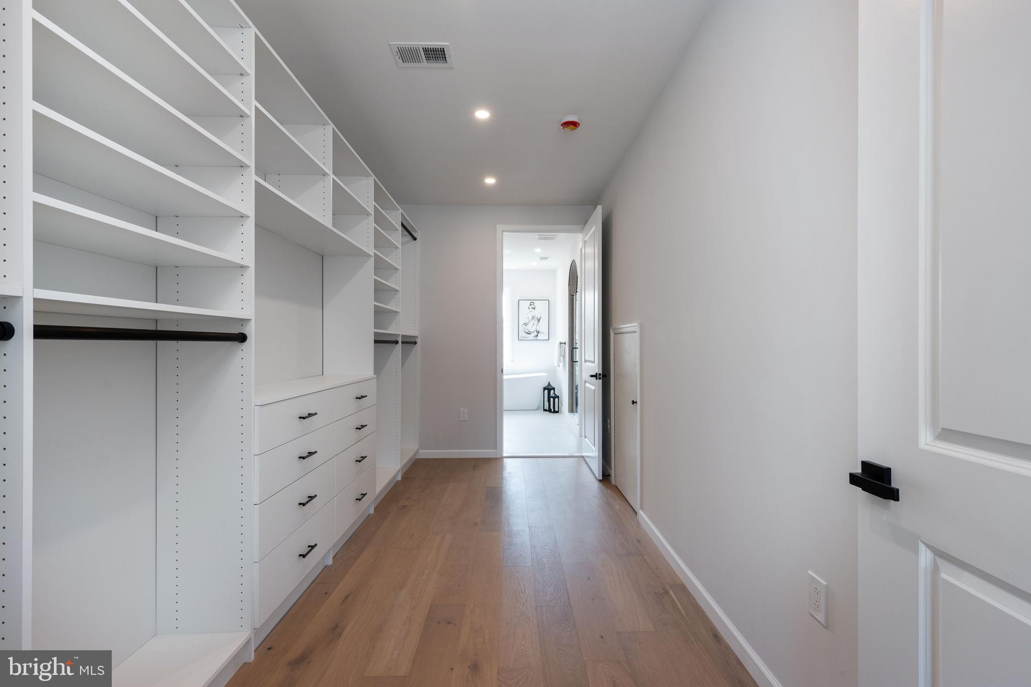 GRADUATE HOSPITAL - Residential