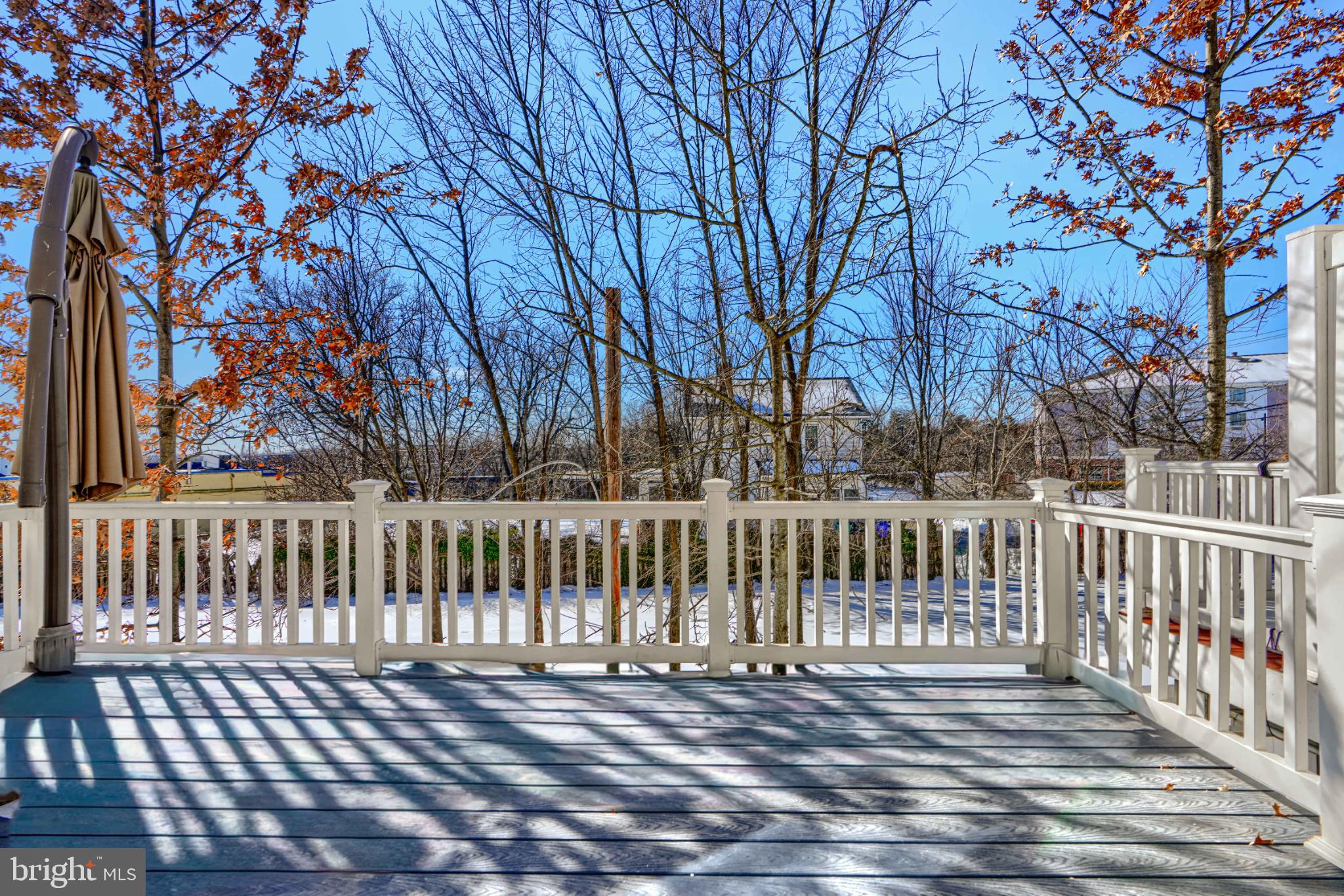 HOWARD SQUARE - Residential