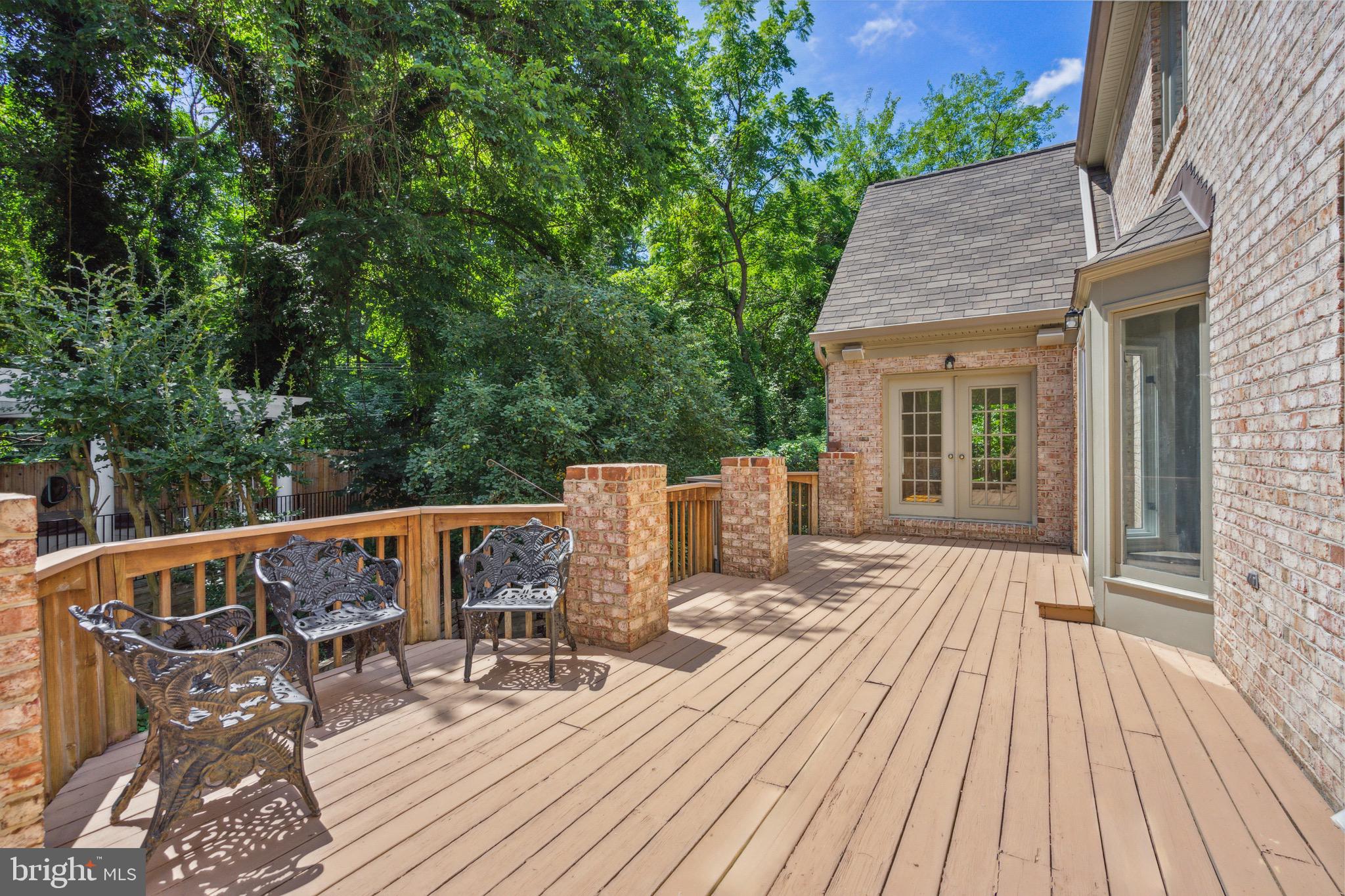 FARMINGTON - Residential