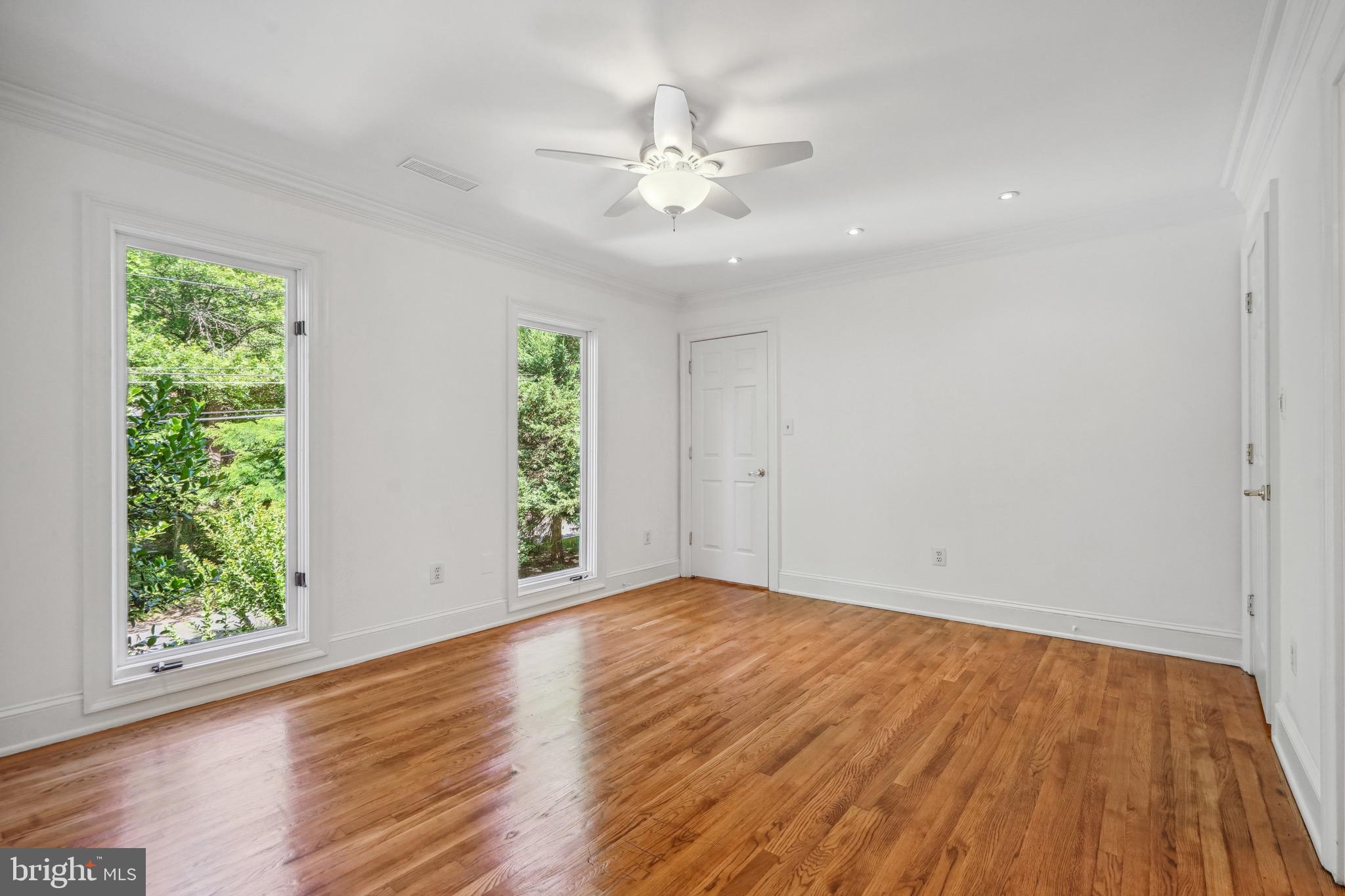 FARMINGTON - Residential