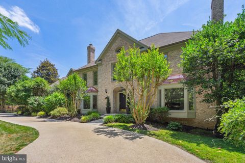 Photo of 8001 Glengalen Lane, Chevy Chase, MD 20815 (MLS # MDMC2134622)