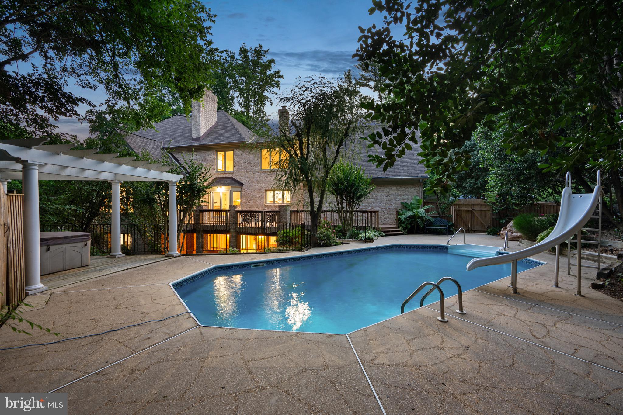 FARMINGTON - Residential