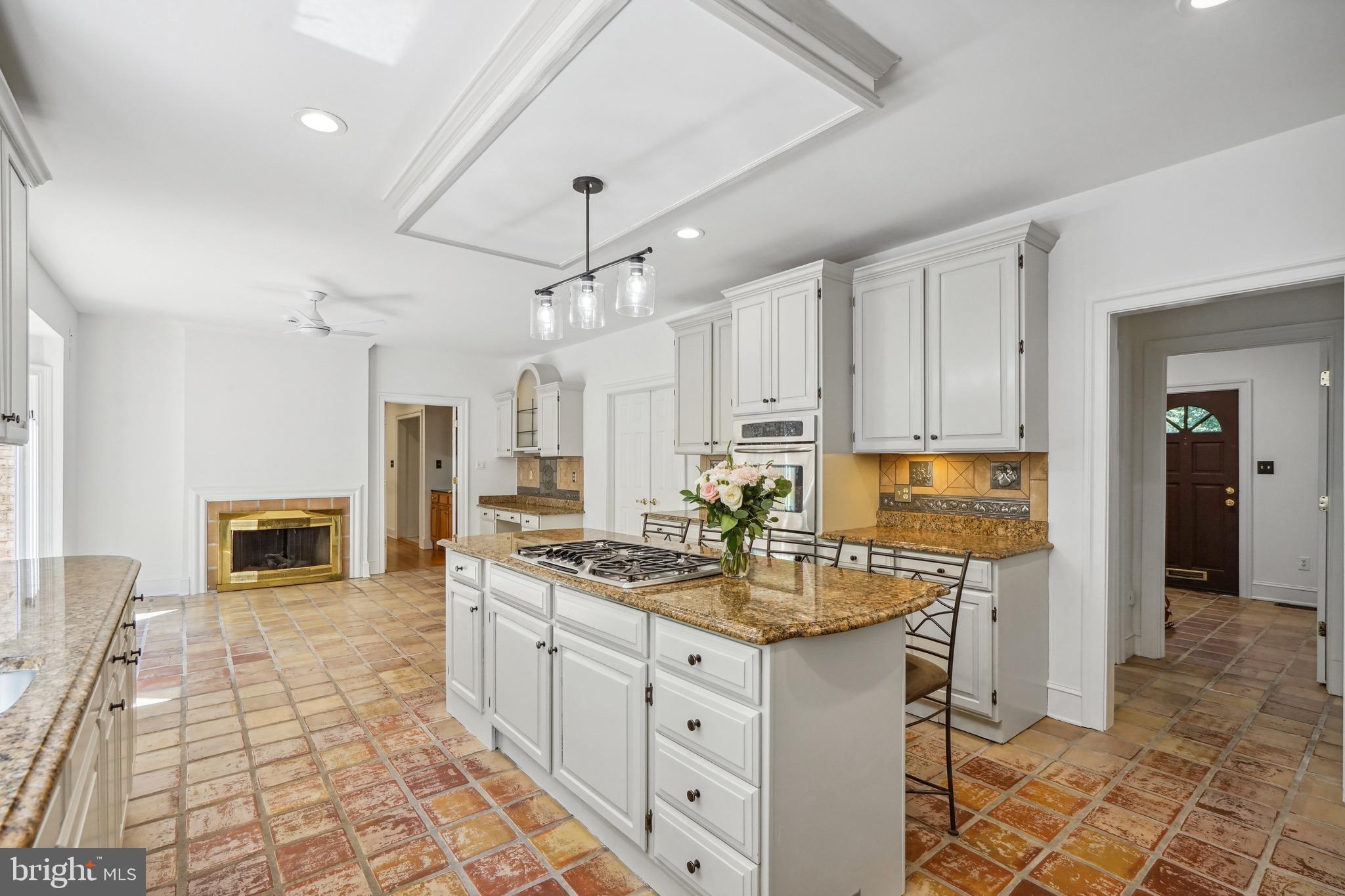 FARMINGTON - Residential