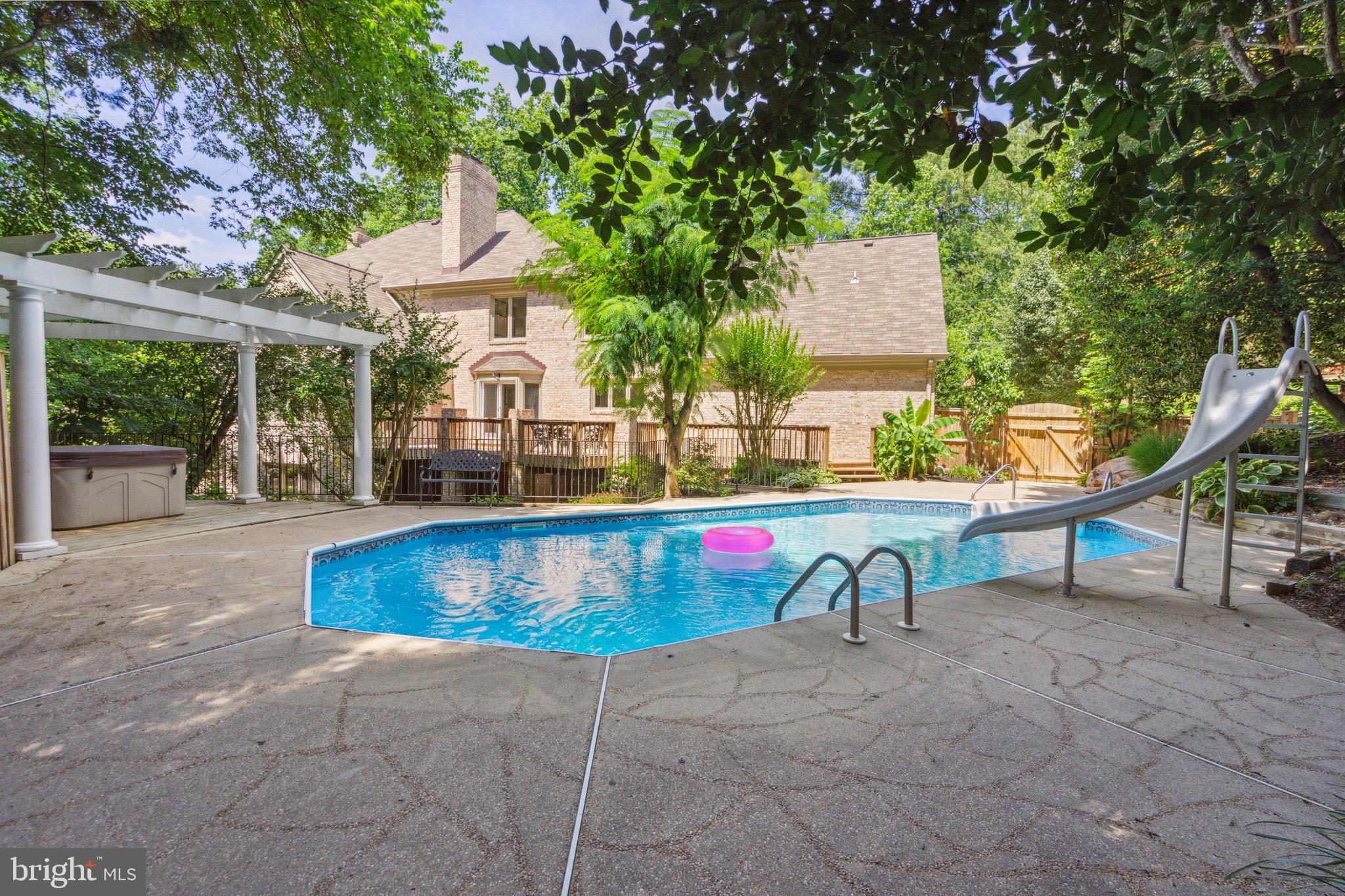 FARMINGTON - Residential