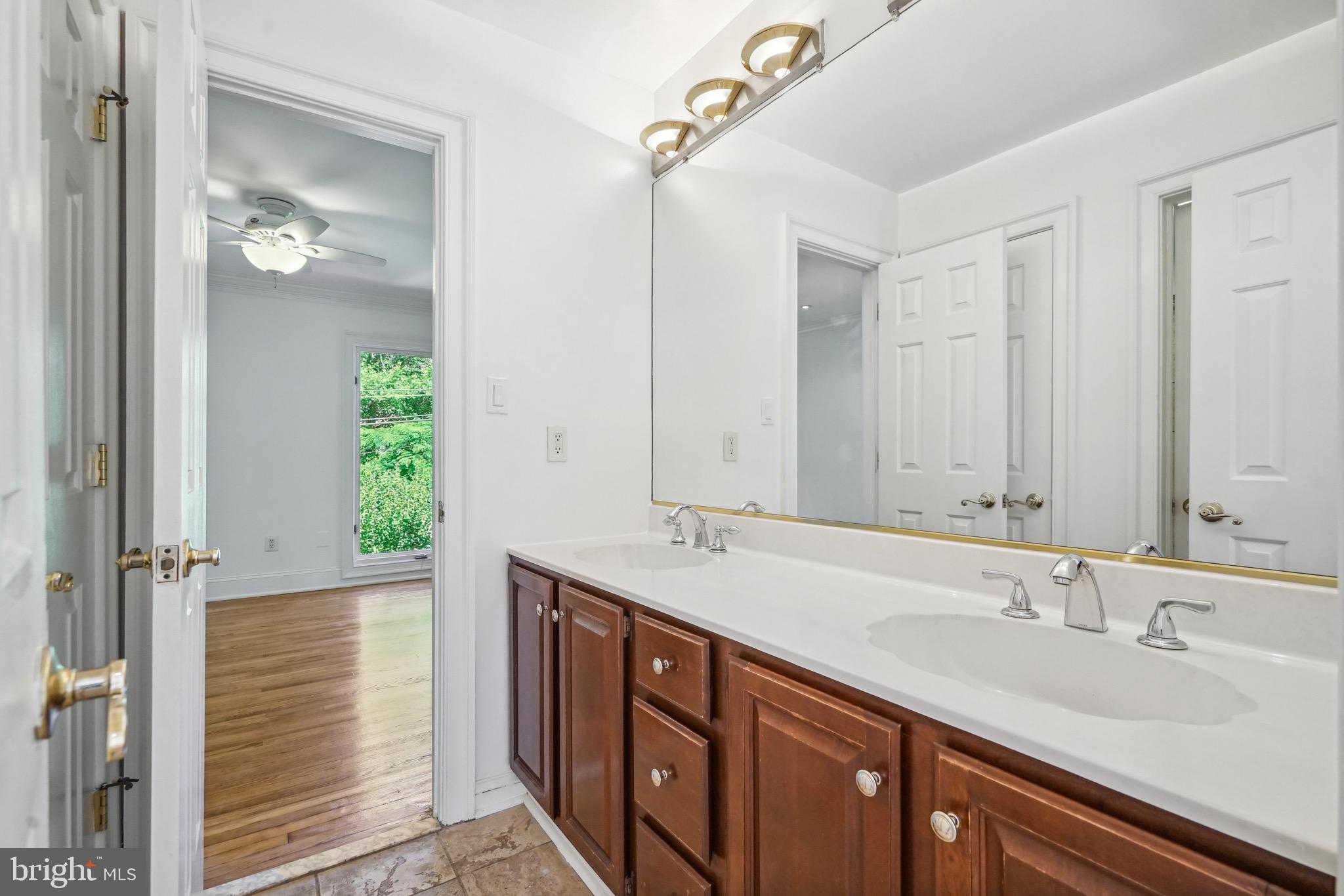 FARMINGTON - Residential