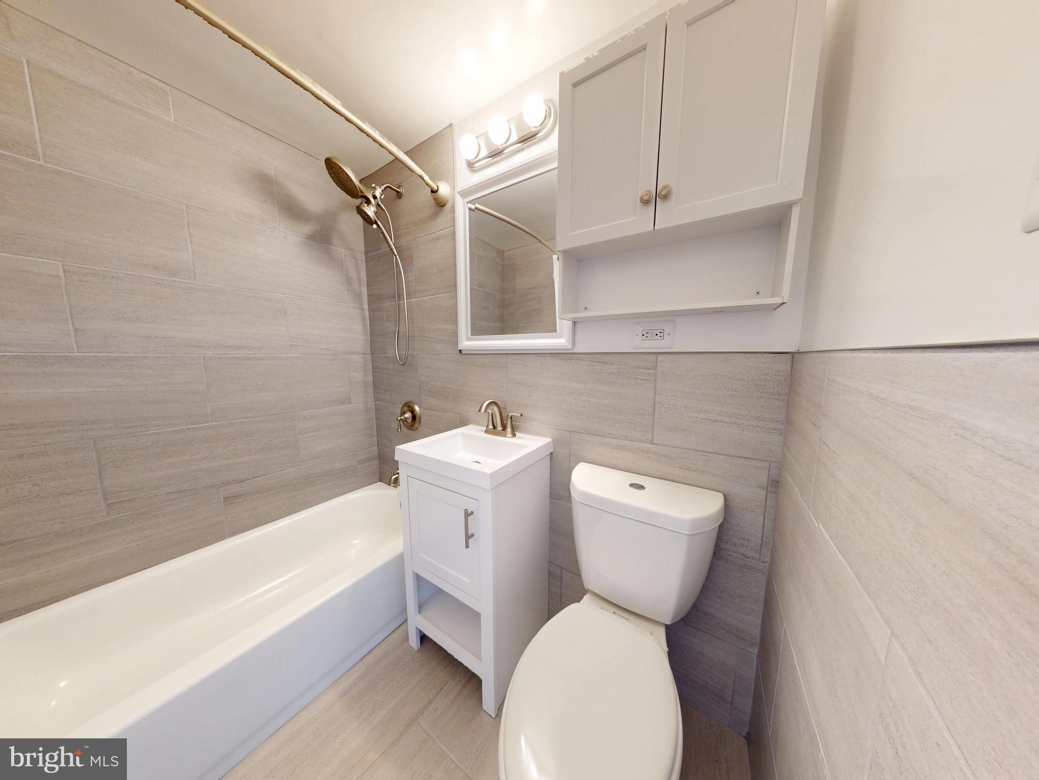 FORTY SIX HUNDRED - Residential