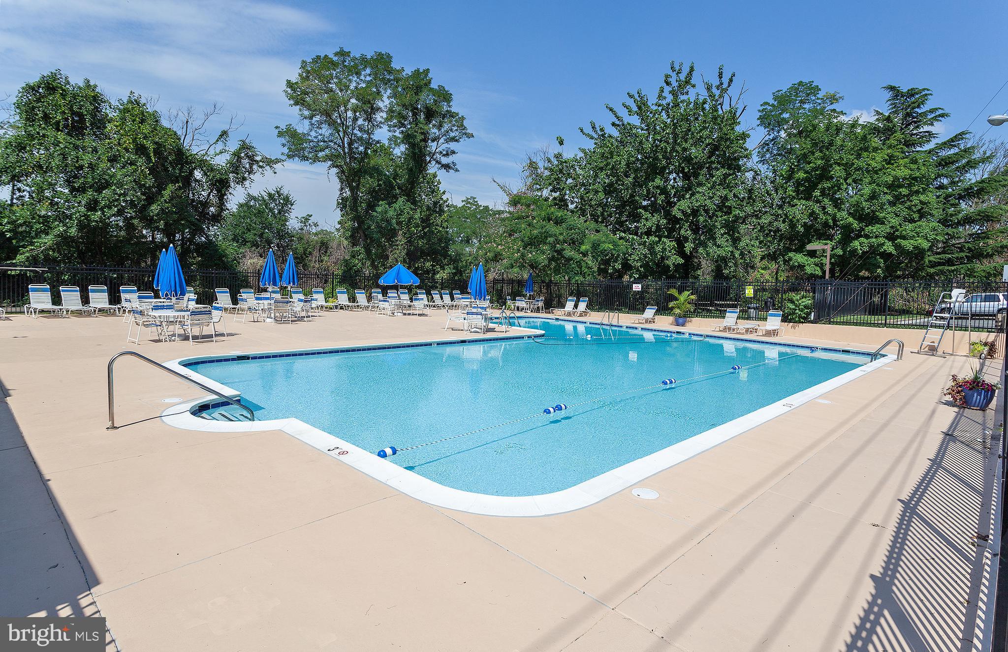 FORTY SIX HUNDRED - Residential