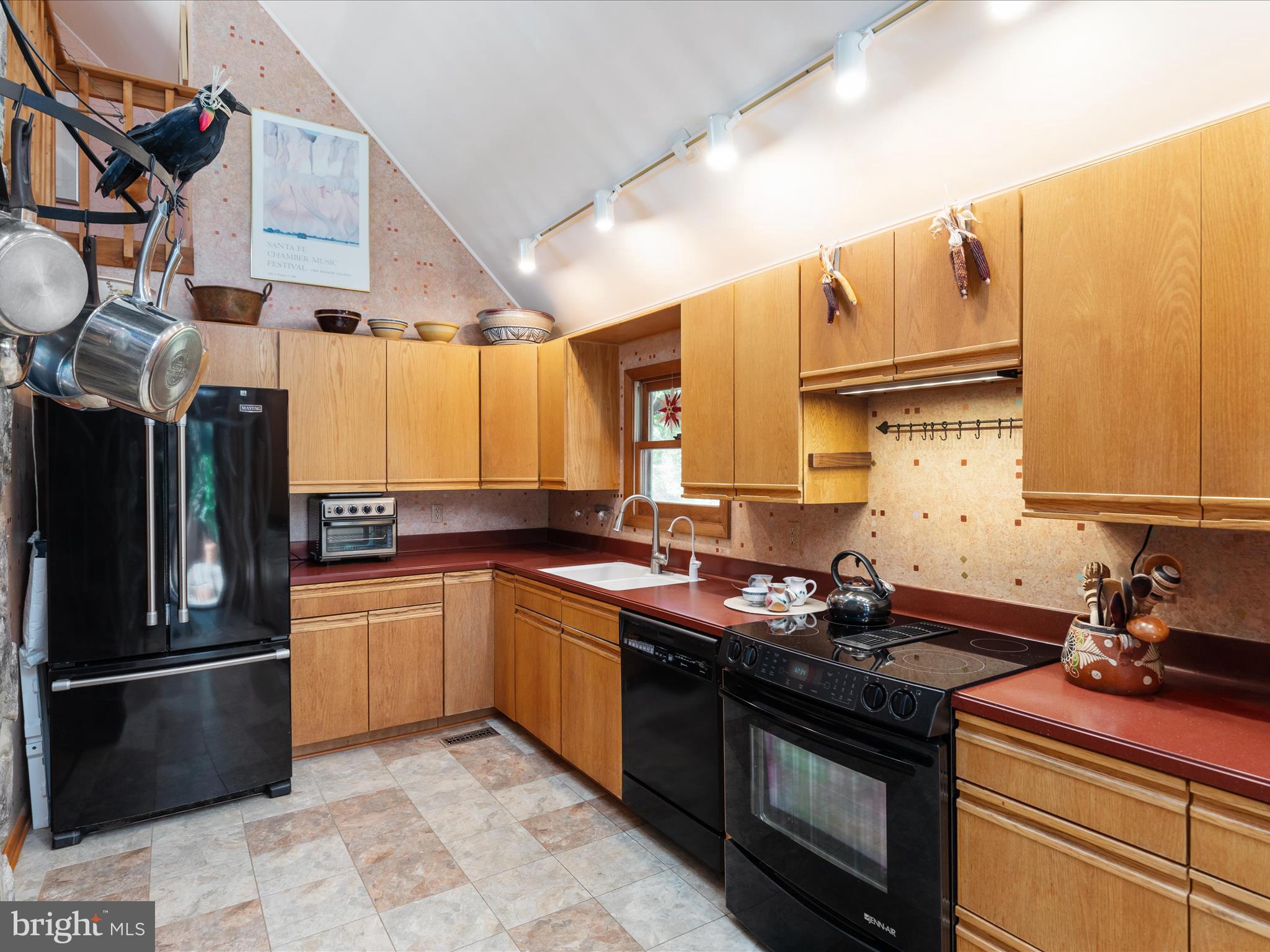 ELK RUN ESTATES - Residential