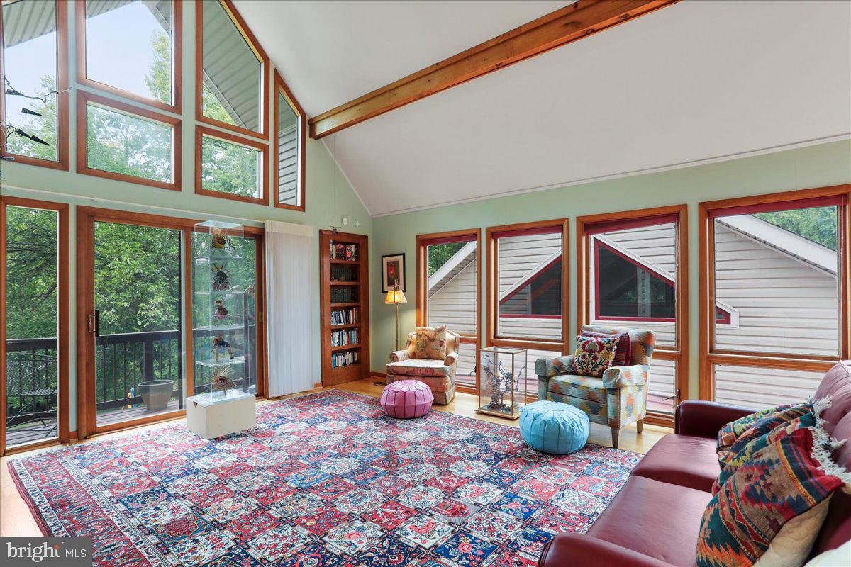 ELK RUN ESTATES - Residential