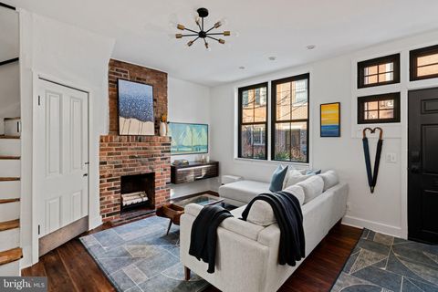 2118 NAUDAIN STREET PHILADELPHIA PA 19146