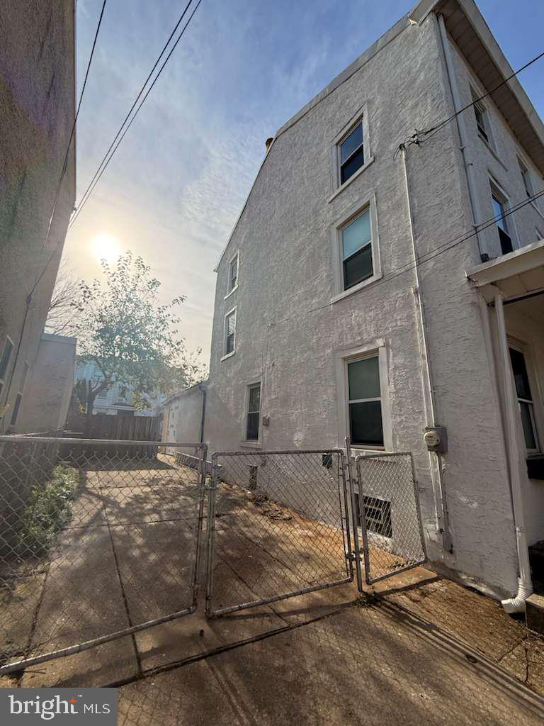 MANAYUNK - Residential