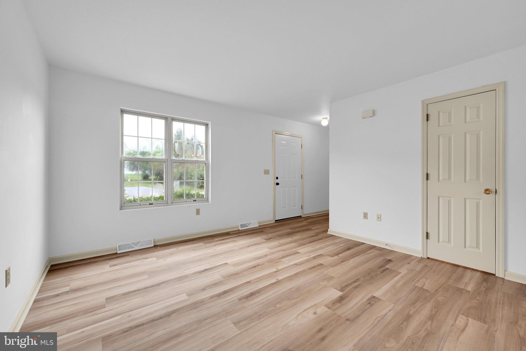 805 S 3RD STREET