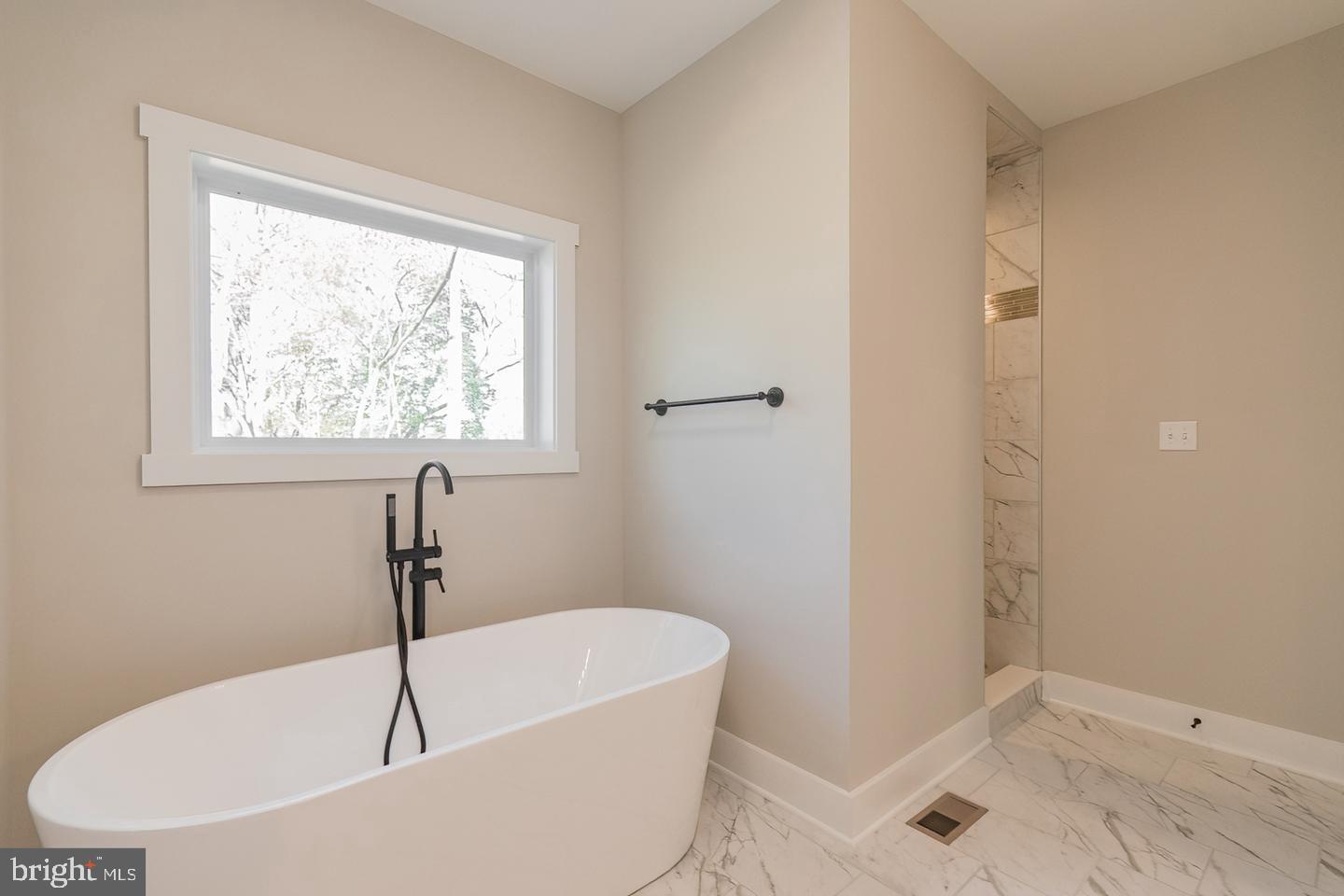 CROSSINGS ON THE POTOMAC - Residential