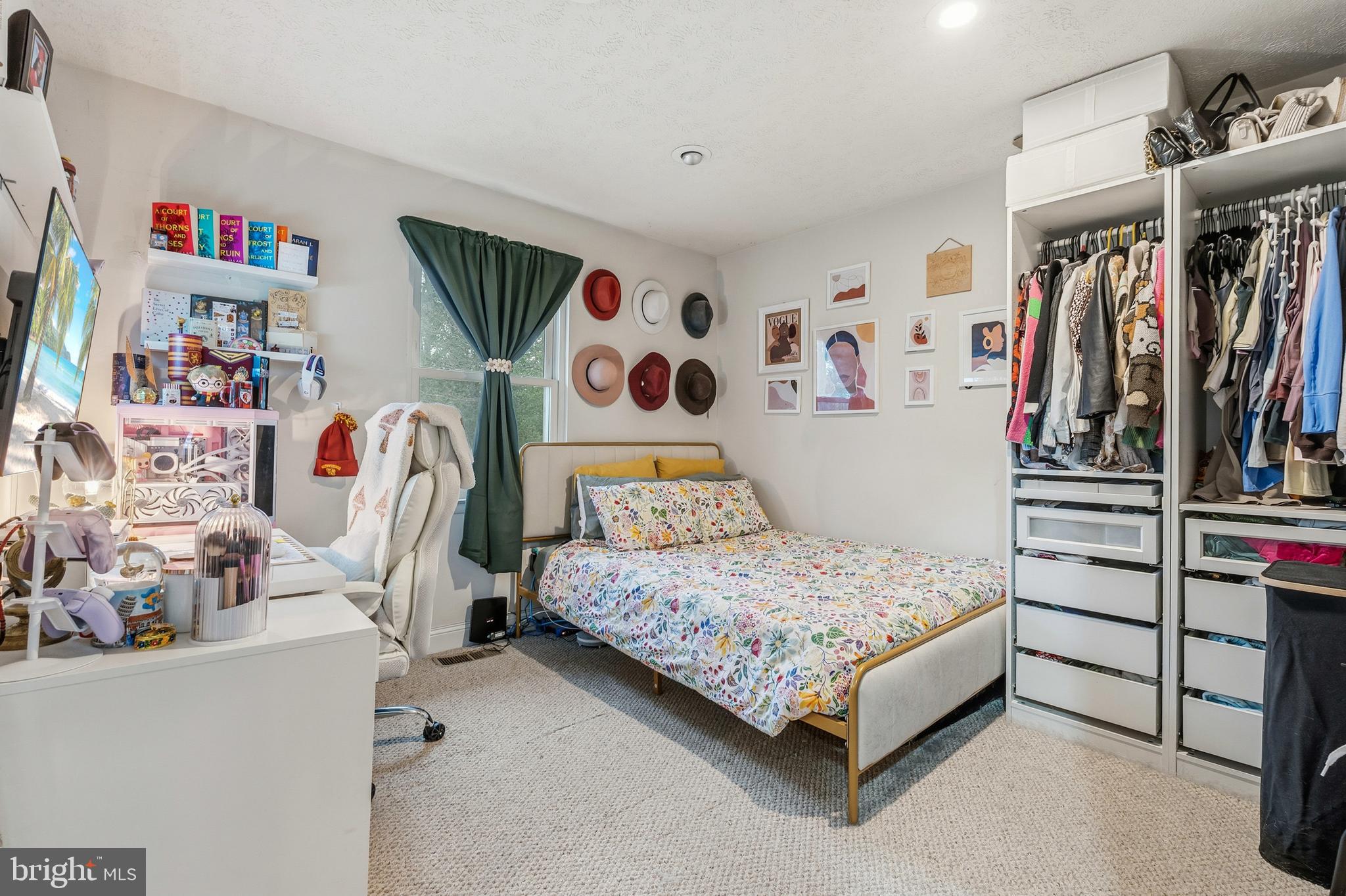 ST CHARLES CARRINGTON - Residential