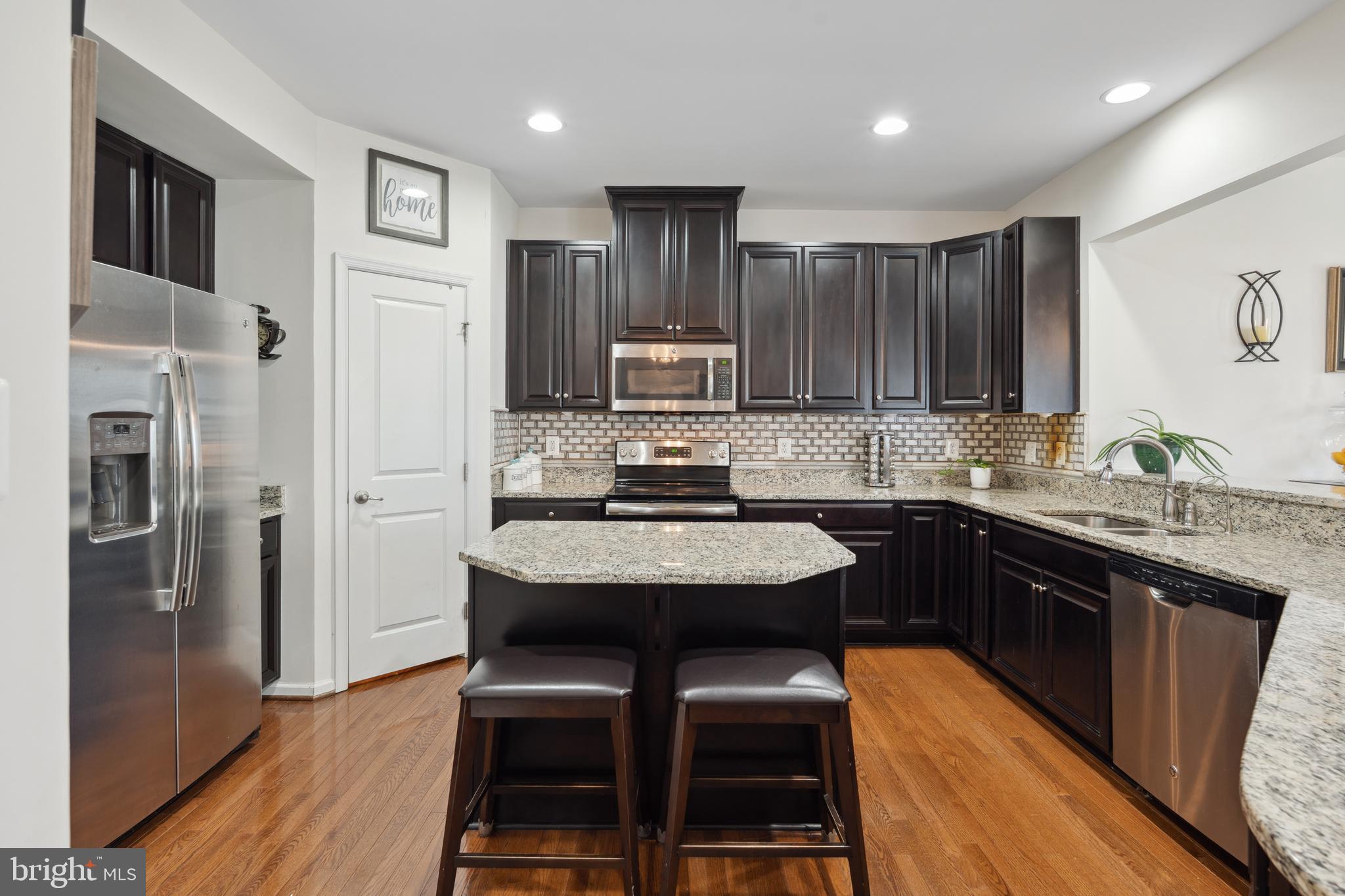 POTOMAC STATION - Residential