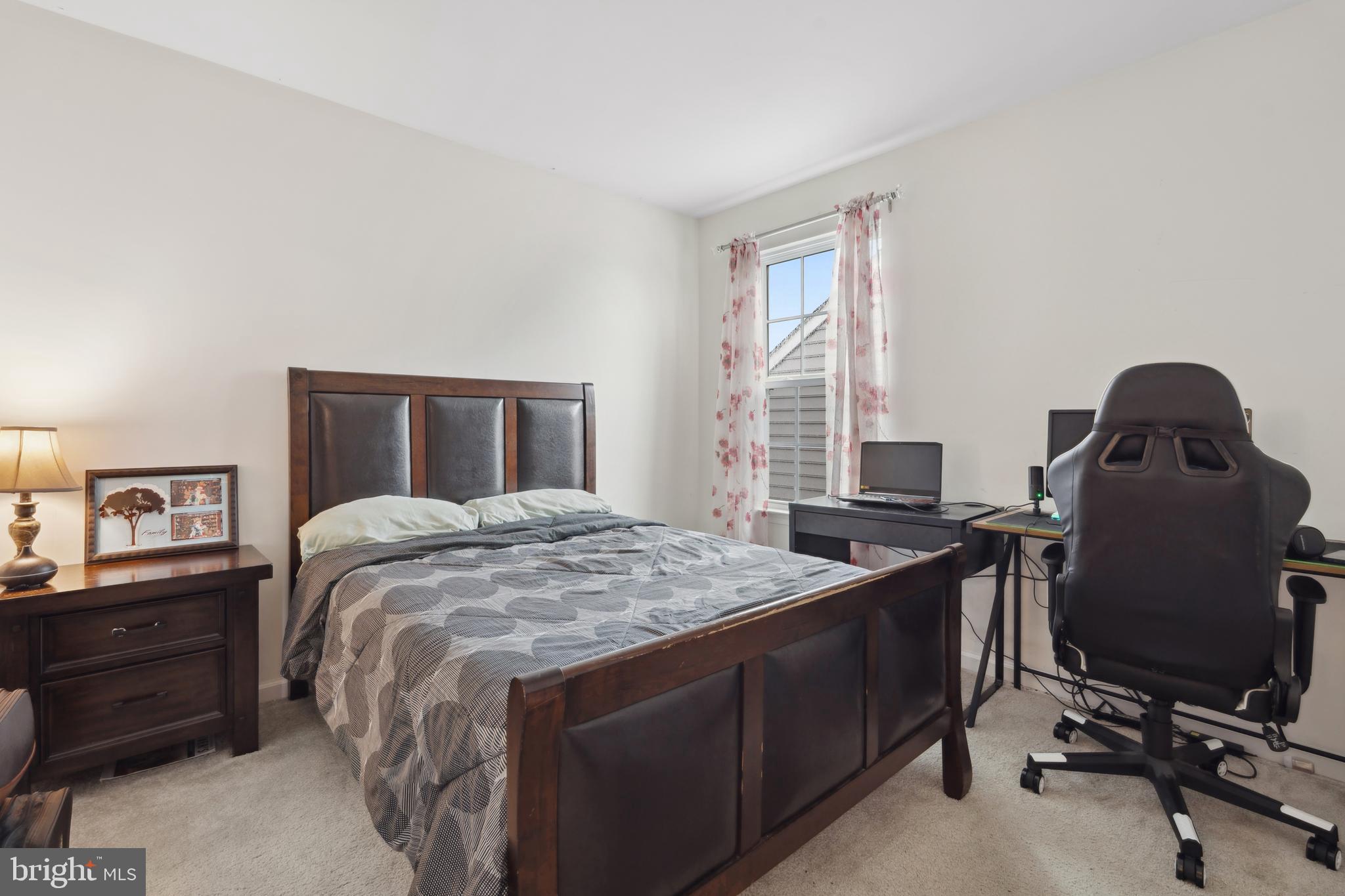 POTOMAC STATION - Residential