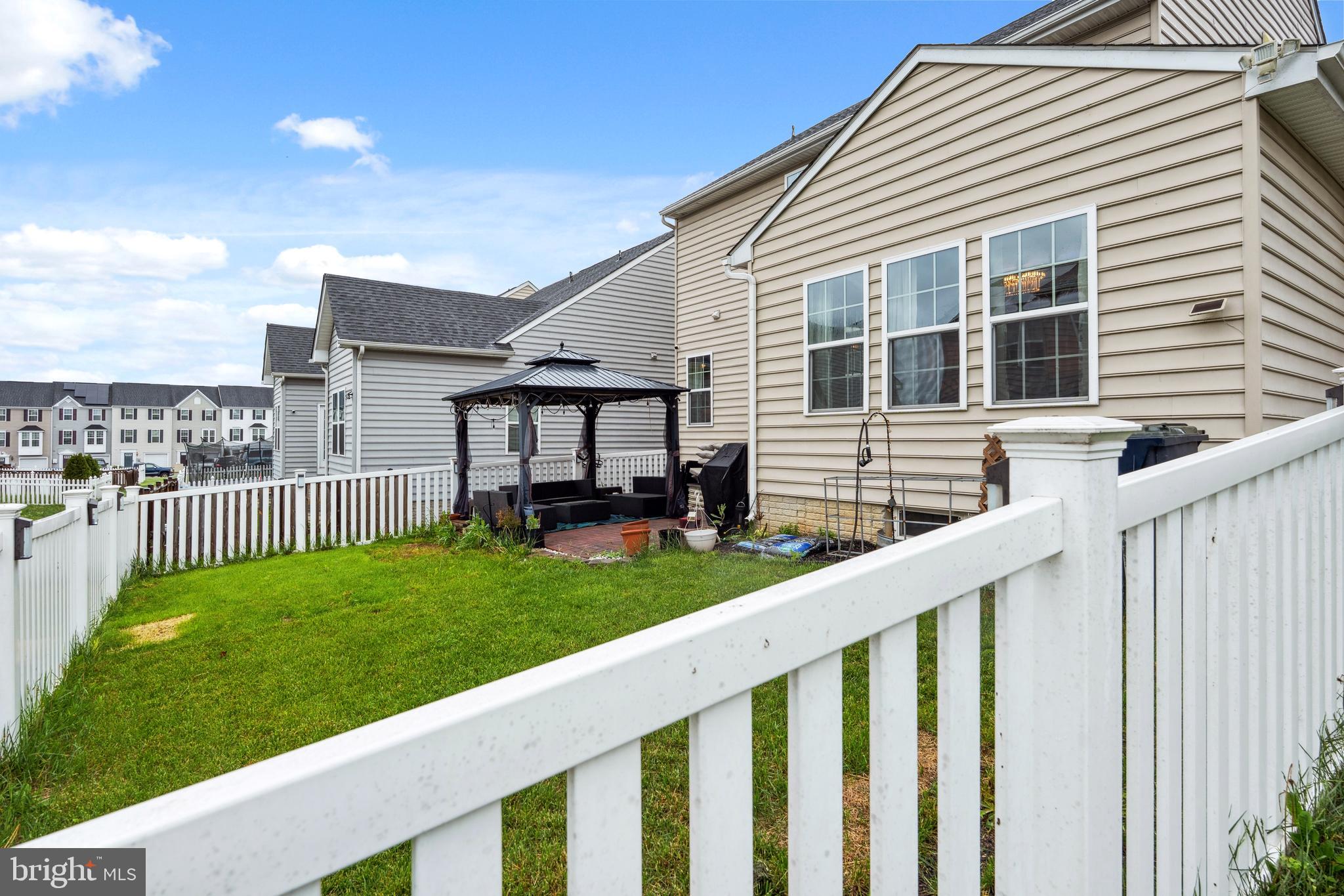 POTOMAC STATION - Residential