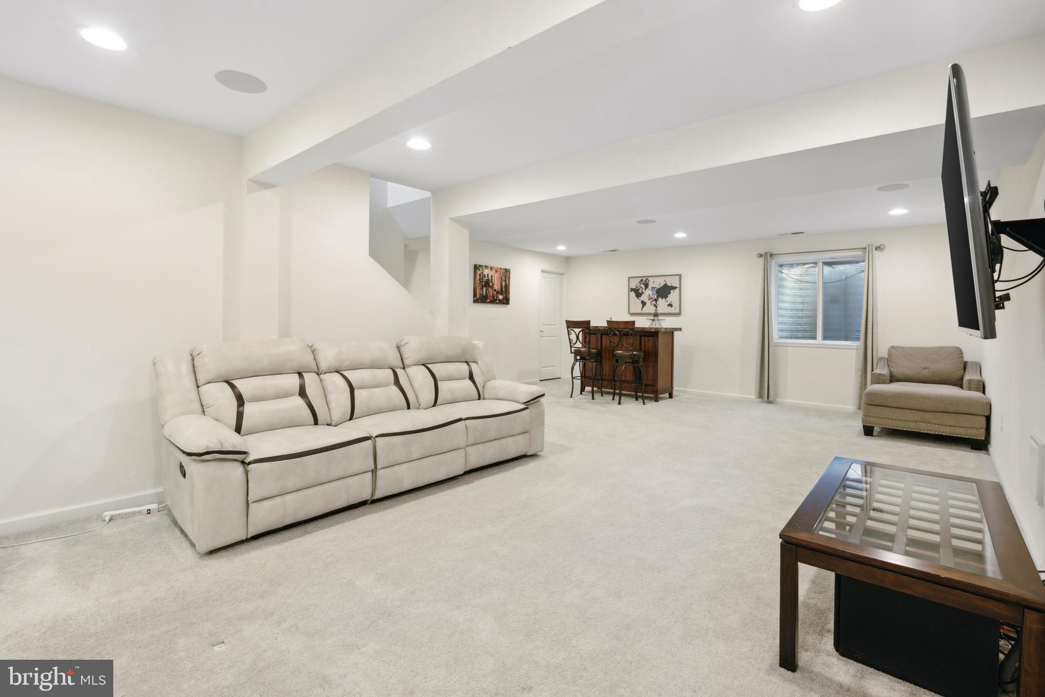 POTOMAC STATION - Residential