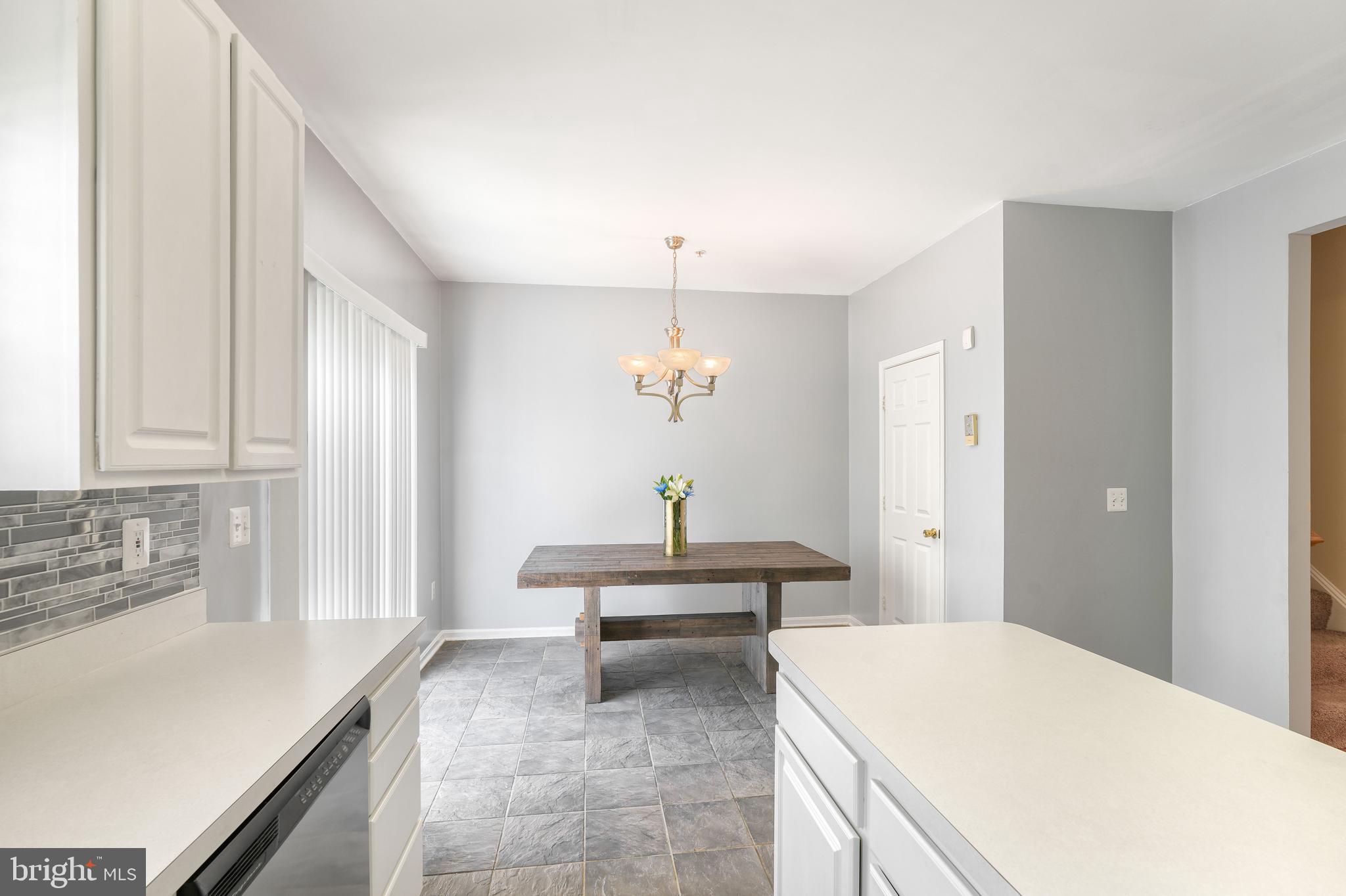 ASPEN WOODS - Residential