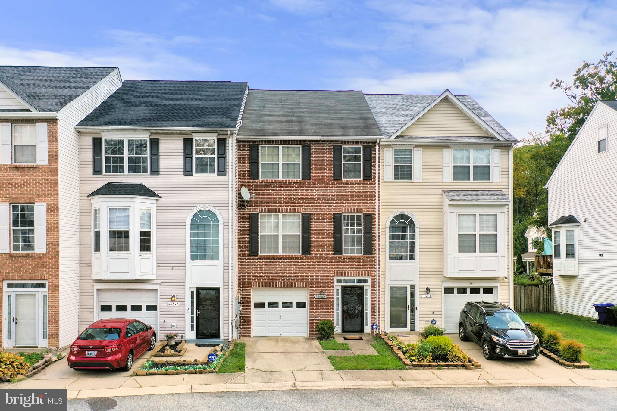 ASPEN WOODS - Residential