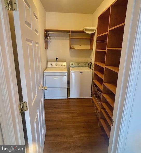 CANTER FARMS - Residential