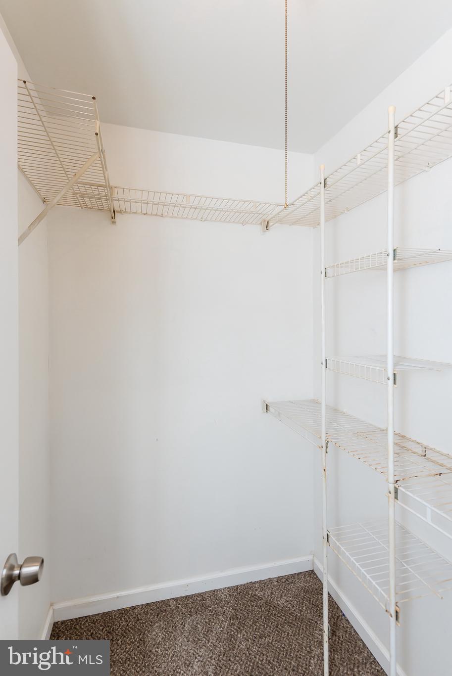 HARFORD SQUARE - Residential Lease