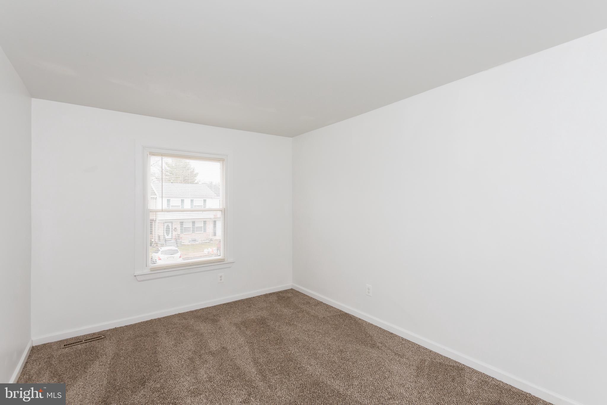 HARFORD SQUARE - Residential Lease