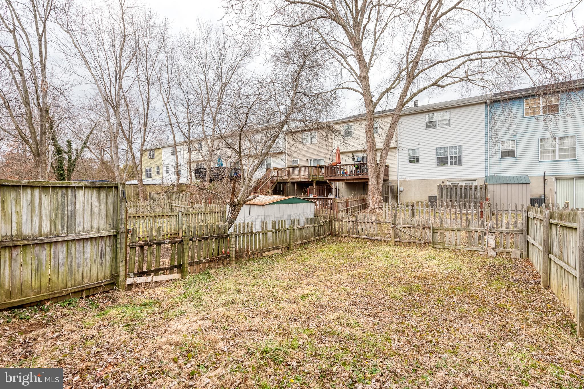 HARFORD SQUARE - Residential Lease