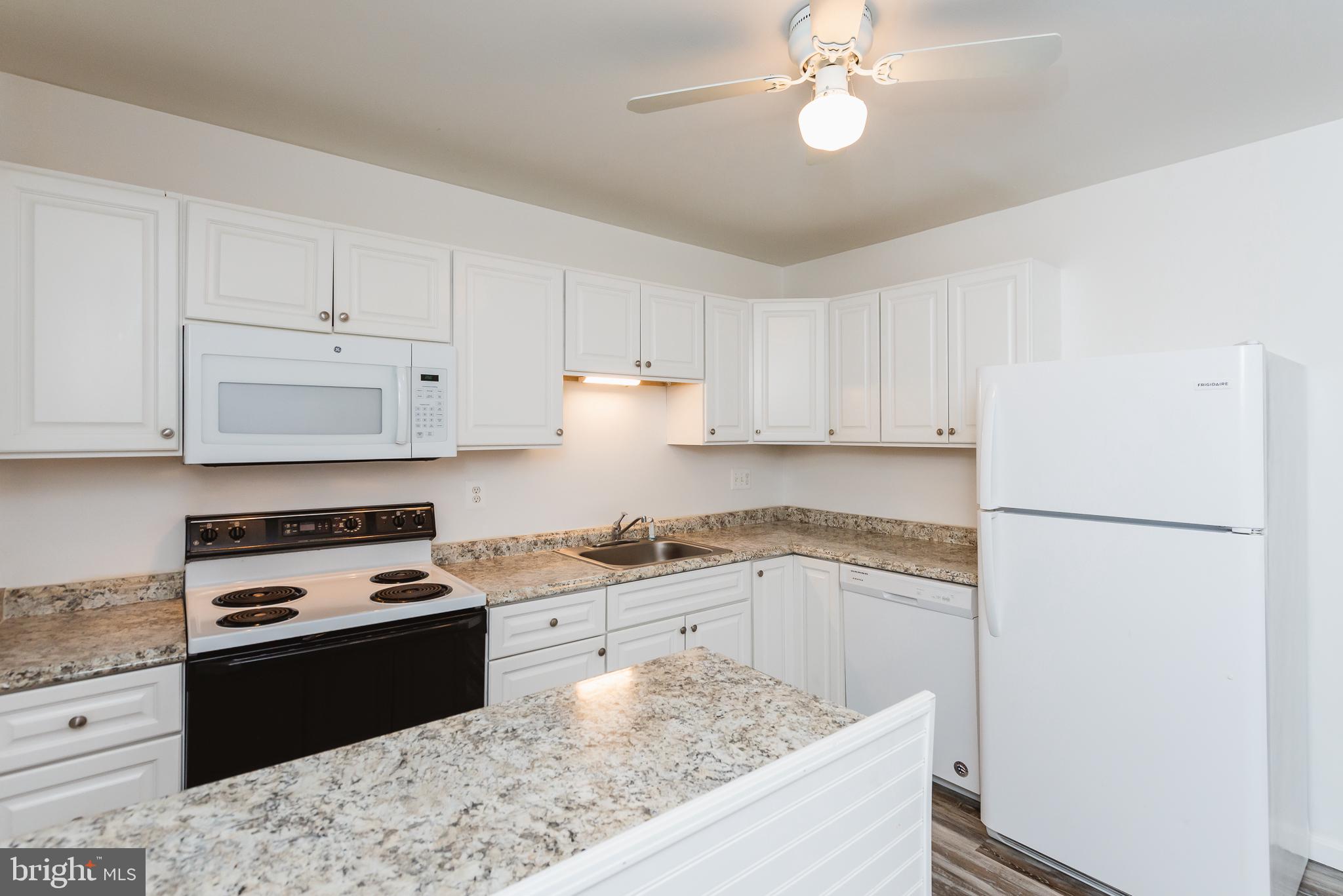 HARFORD SQUARE - Residential Lease