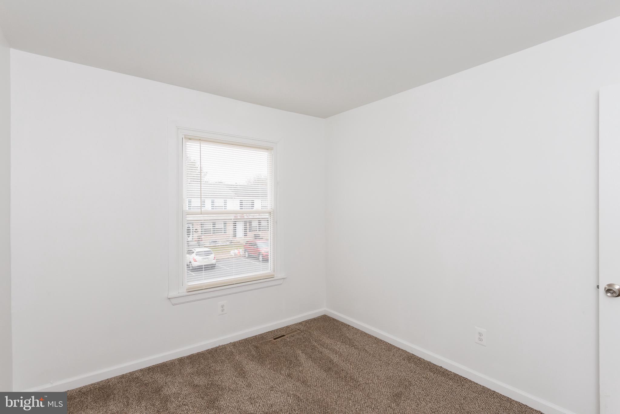 HARFORD SQUARE - Residential Lease