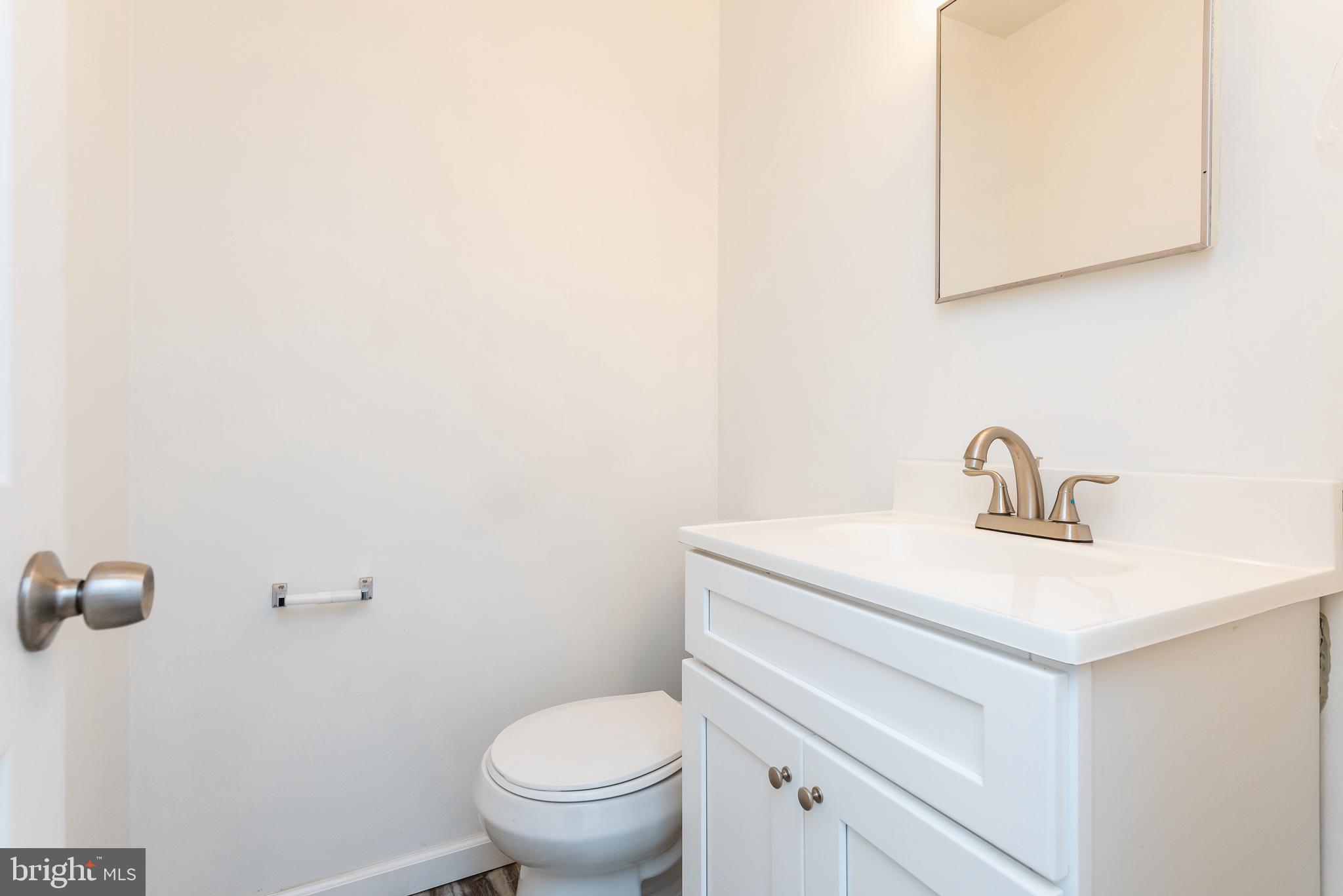 HARFORD SQUARE - Residential Lease