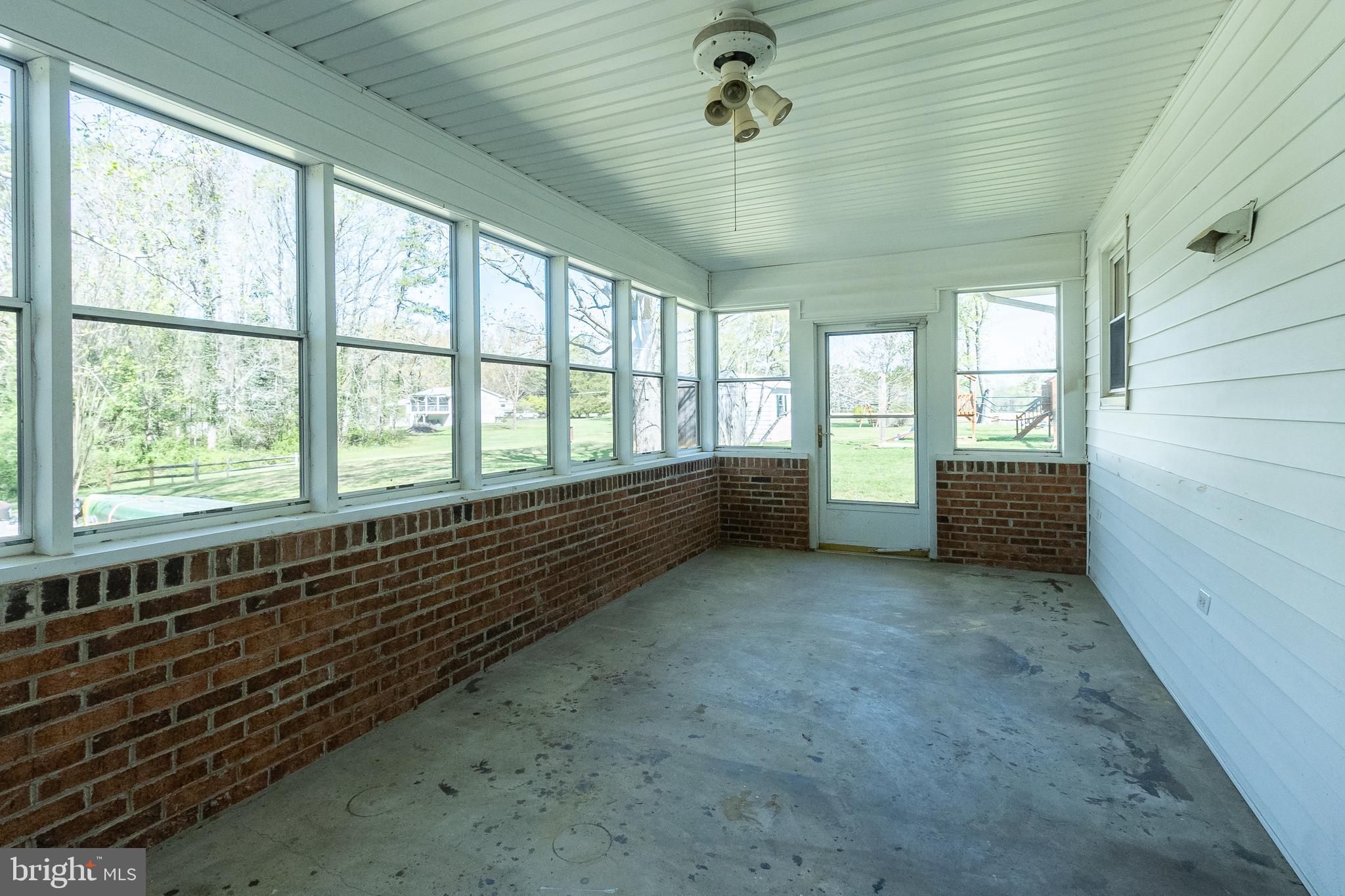 SCOTCH POINT - Residential