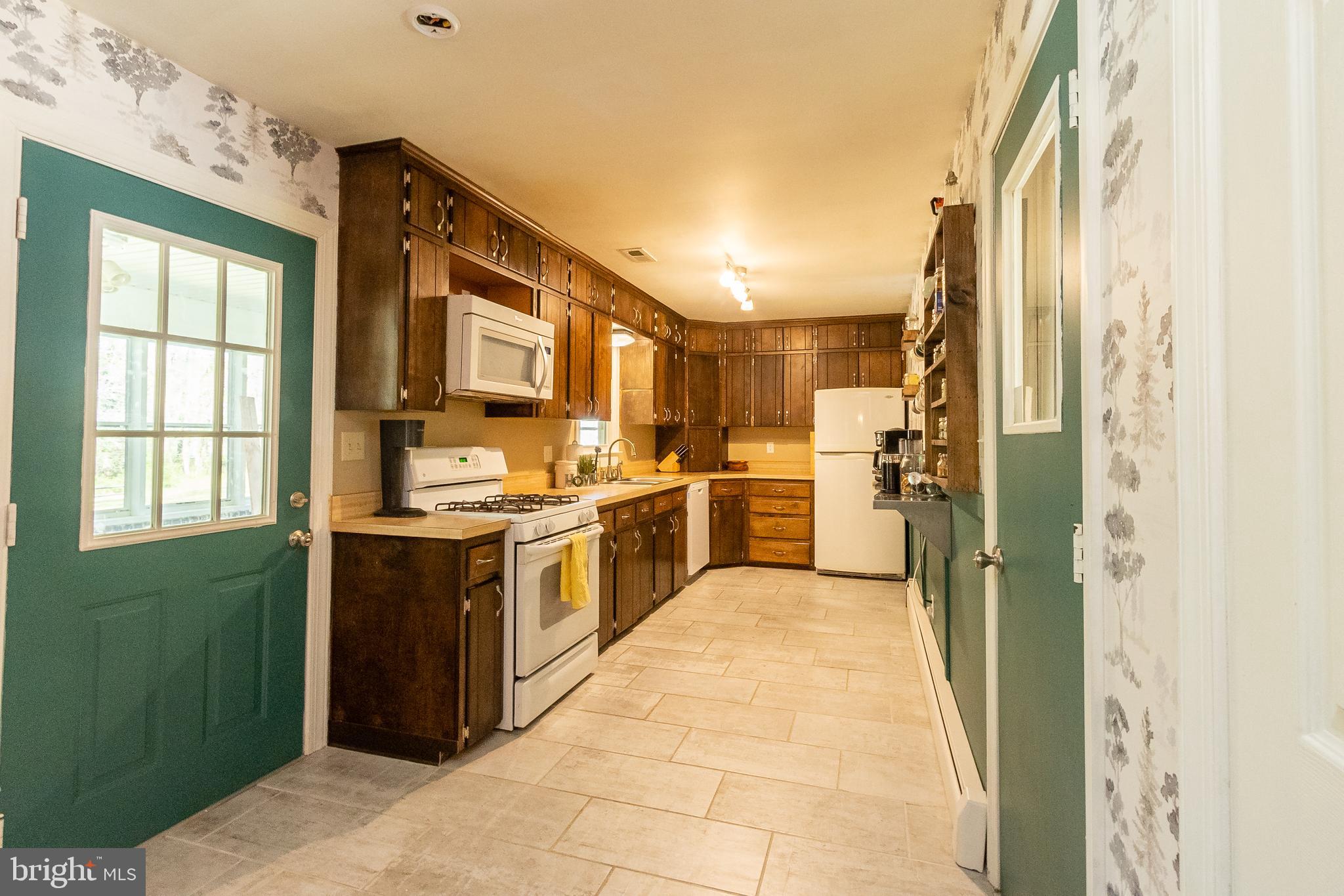 SCOTCH POINT - Residential