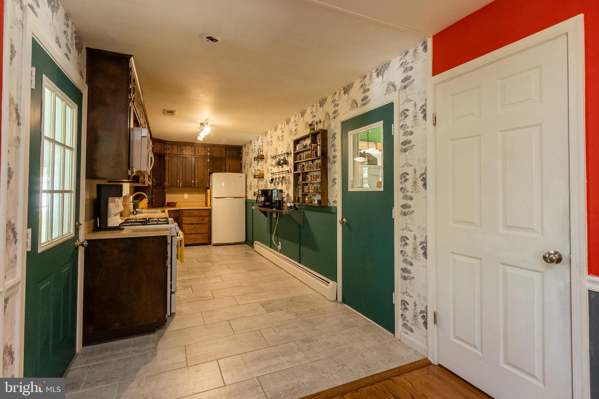 SCOTCH POINT - Residential