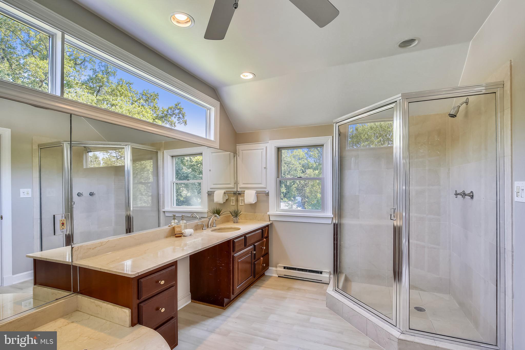 WOODMONT - Residential