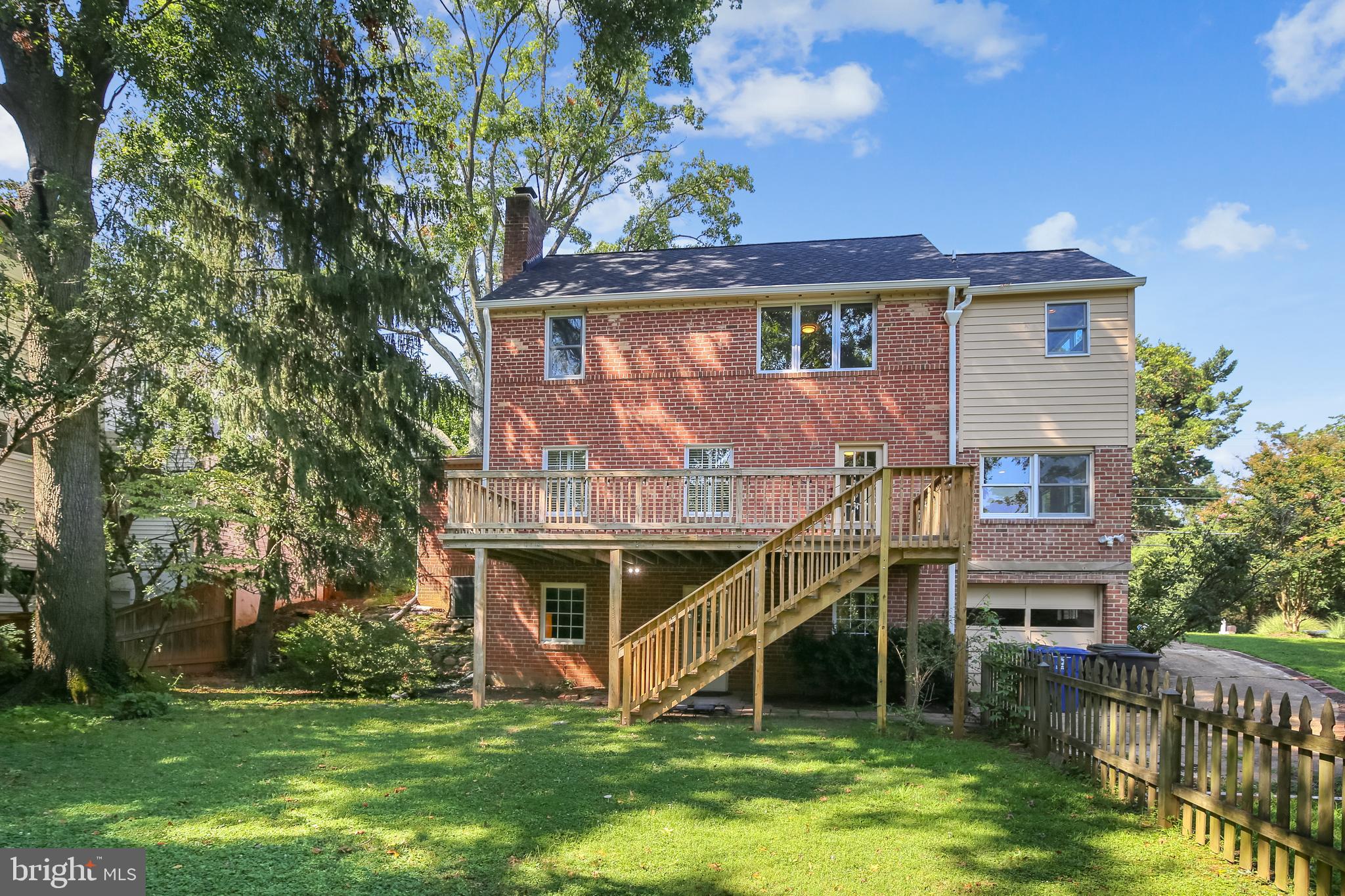 WOODMONT - Residential