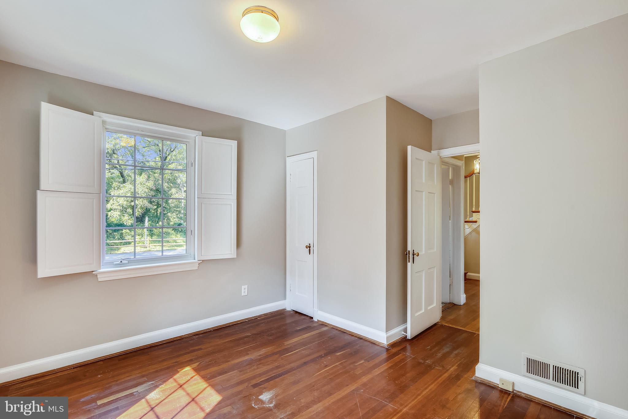 WOODMONT - Residential