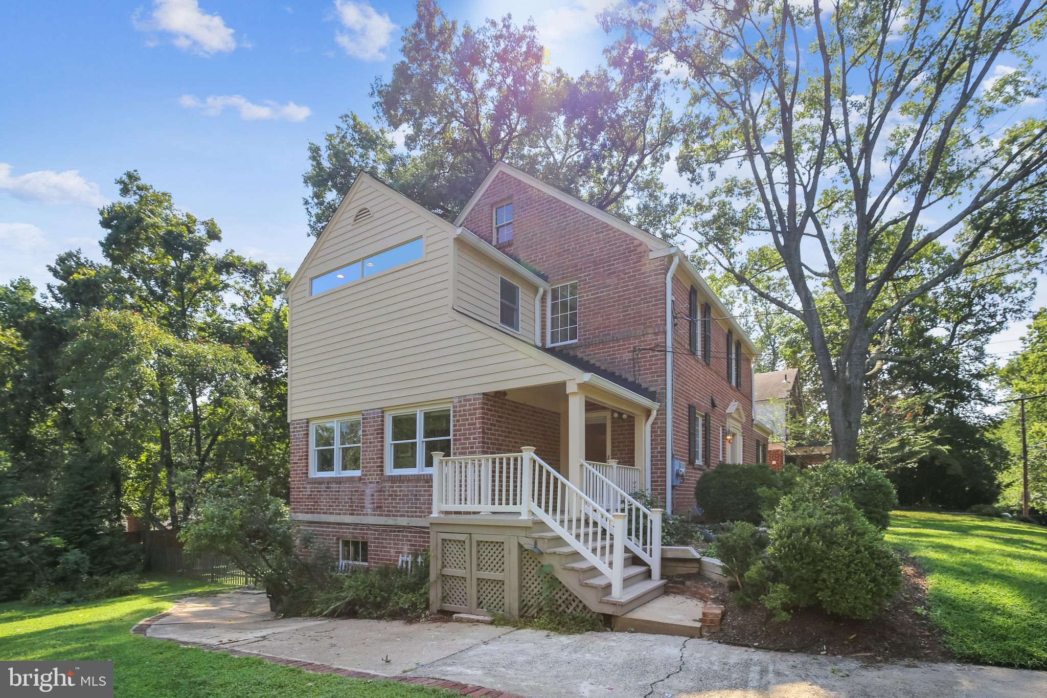 WOODMONT - Residential