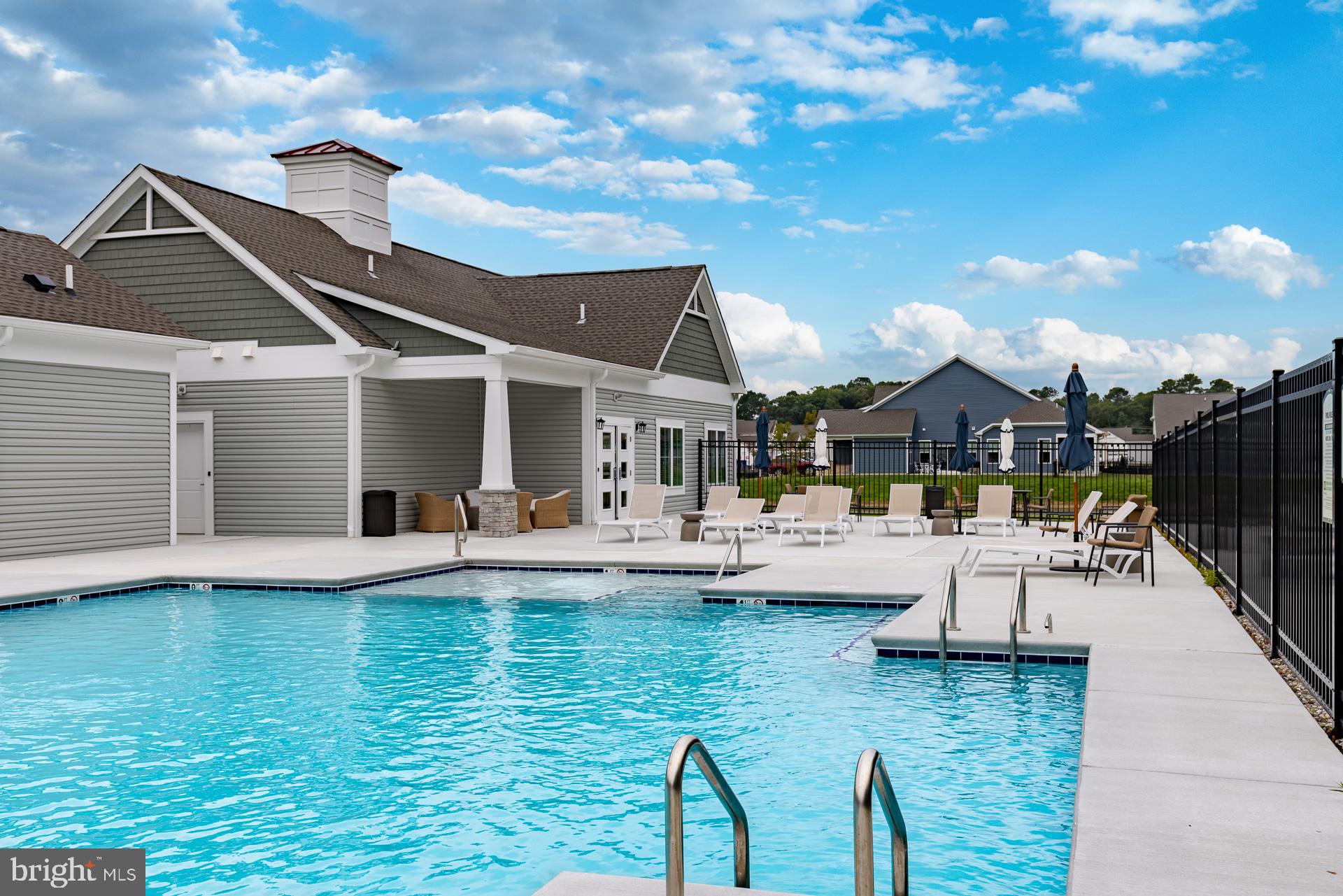 SANDPIPER COVE - Residential