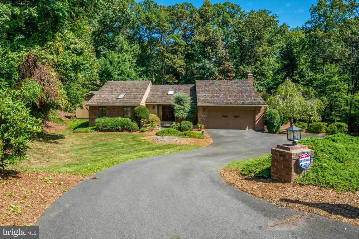 PEACOCK STATION - Residential Lease