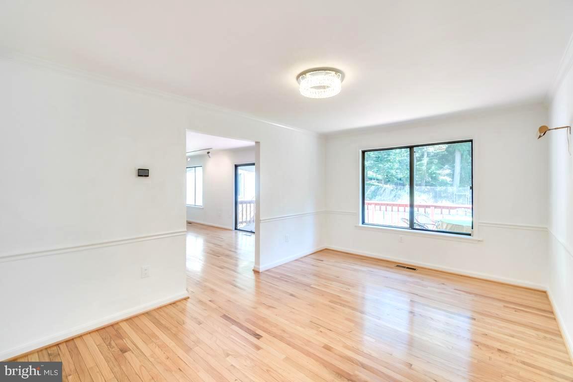 PEACOCK STATION - Residential Lease