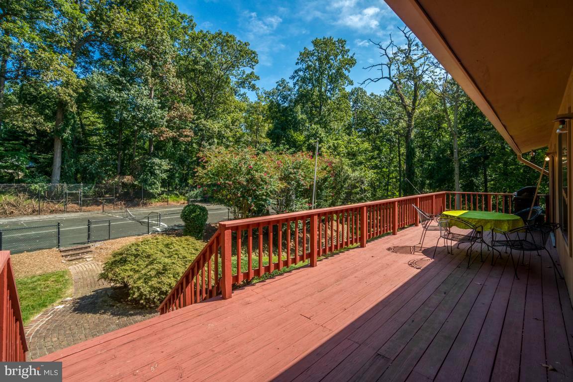 PEACOCK STATION - Residential Lease