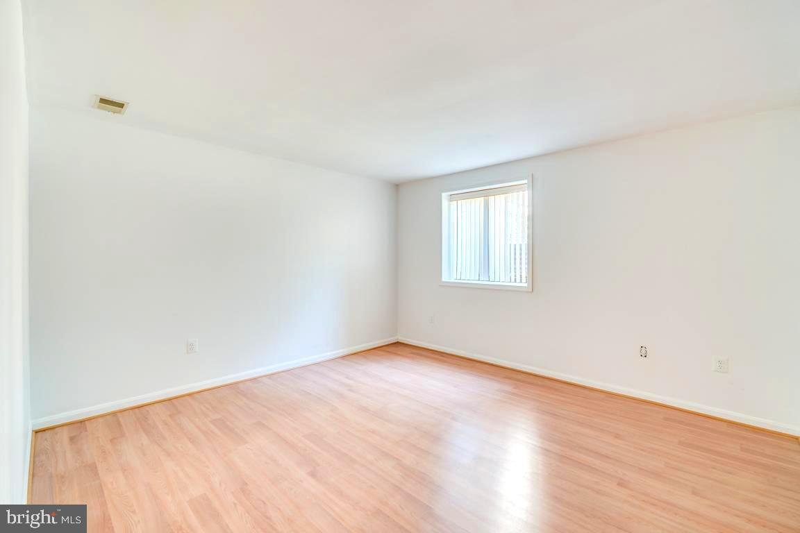 PEACOCK STATION - Residential Lease