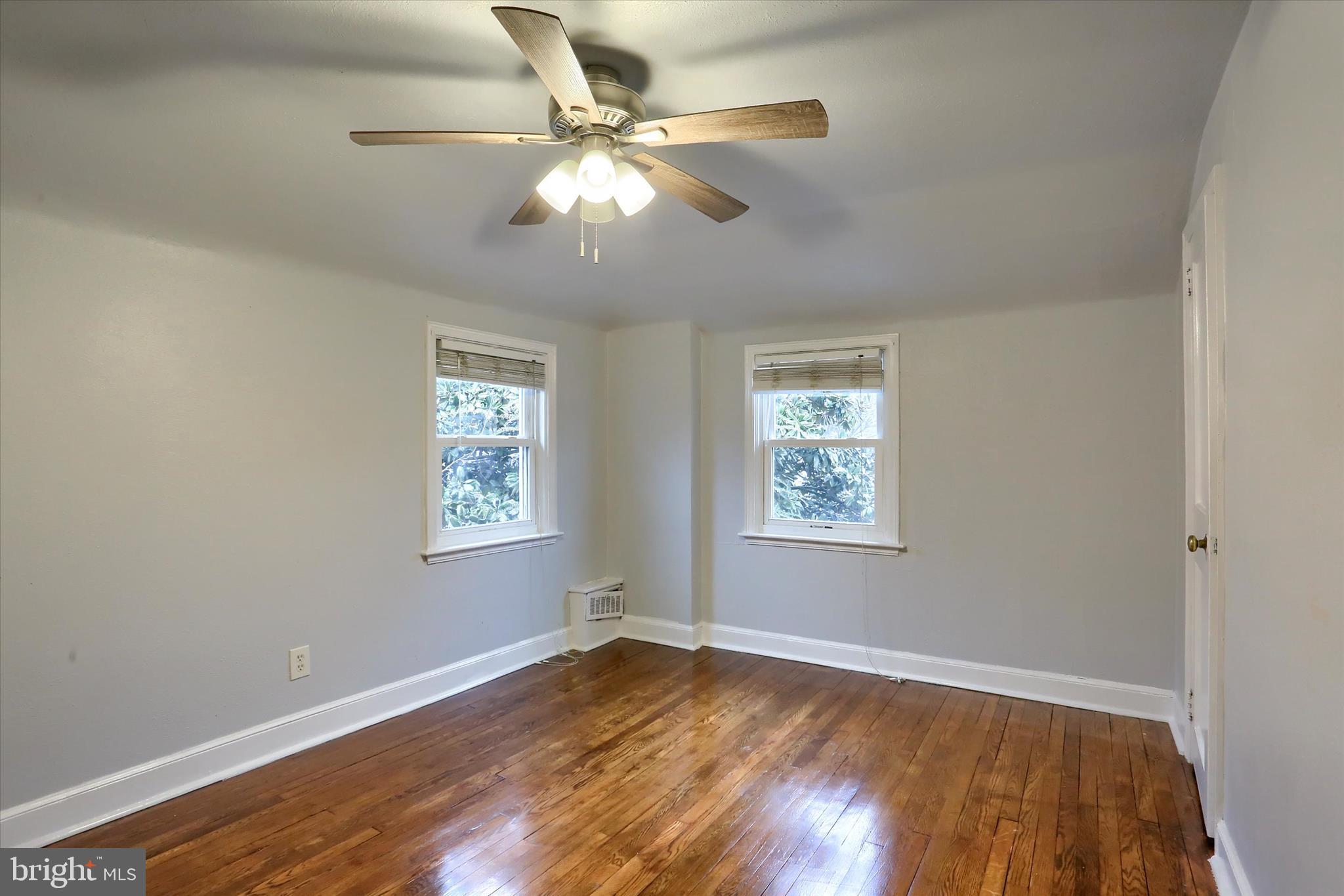 HIGHLAND VILLAGE - Residential