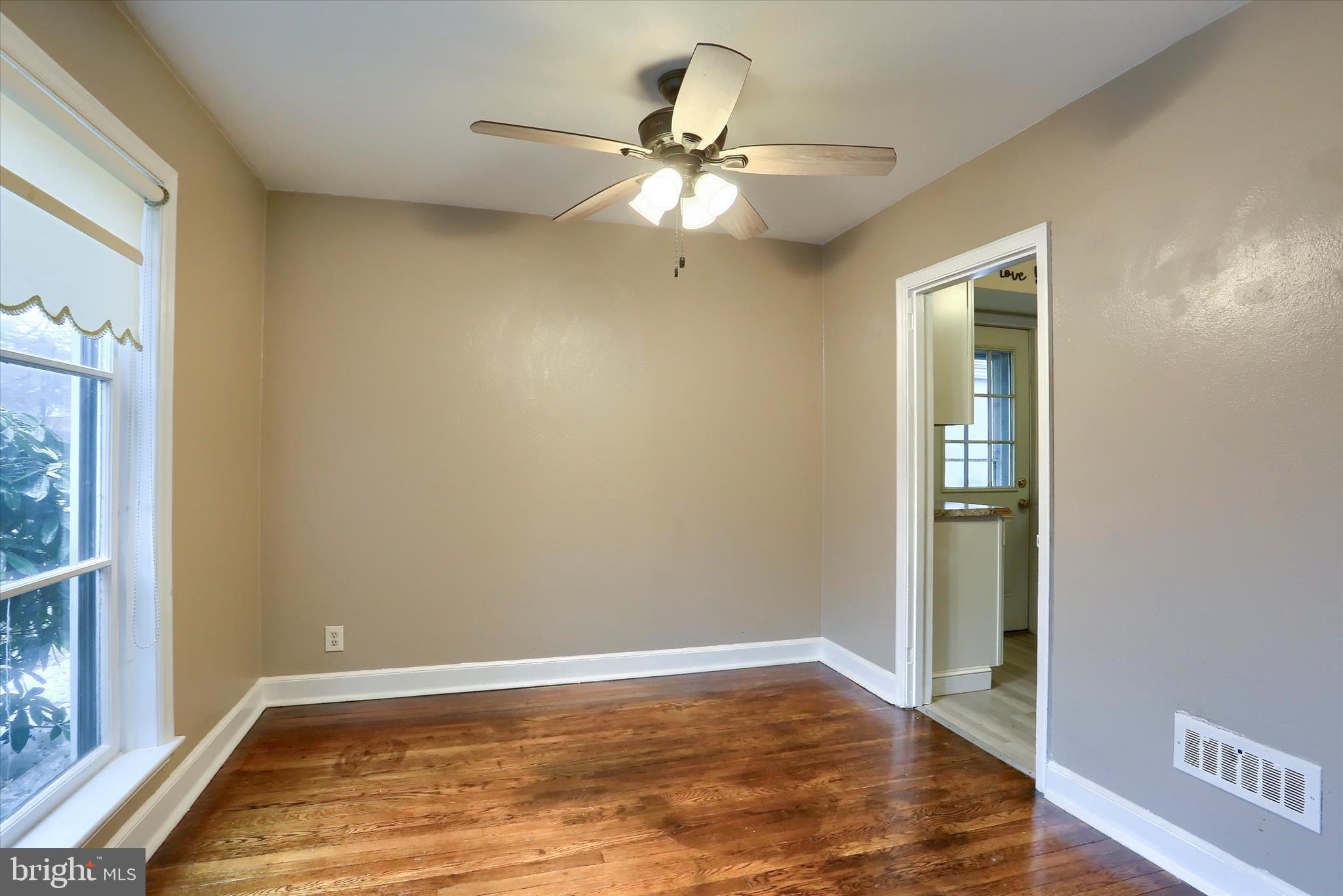 HIGHLAND VILLAGE - Residential