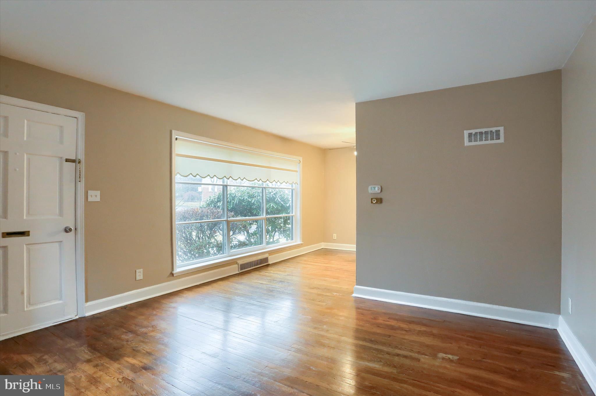 HIGHLAND VILLAGE - Residential