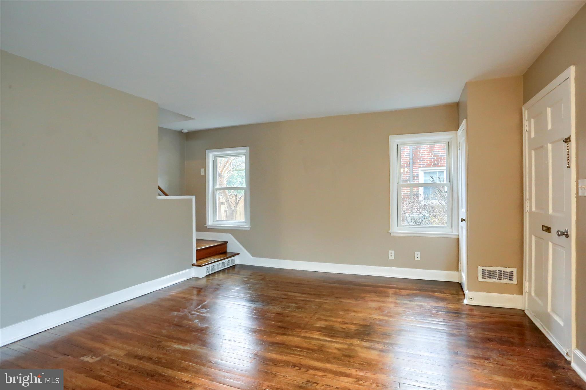 HIGHLAND VILLAGE - Residential