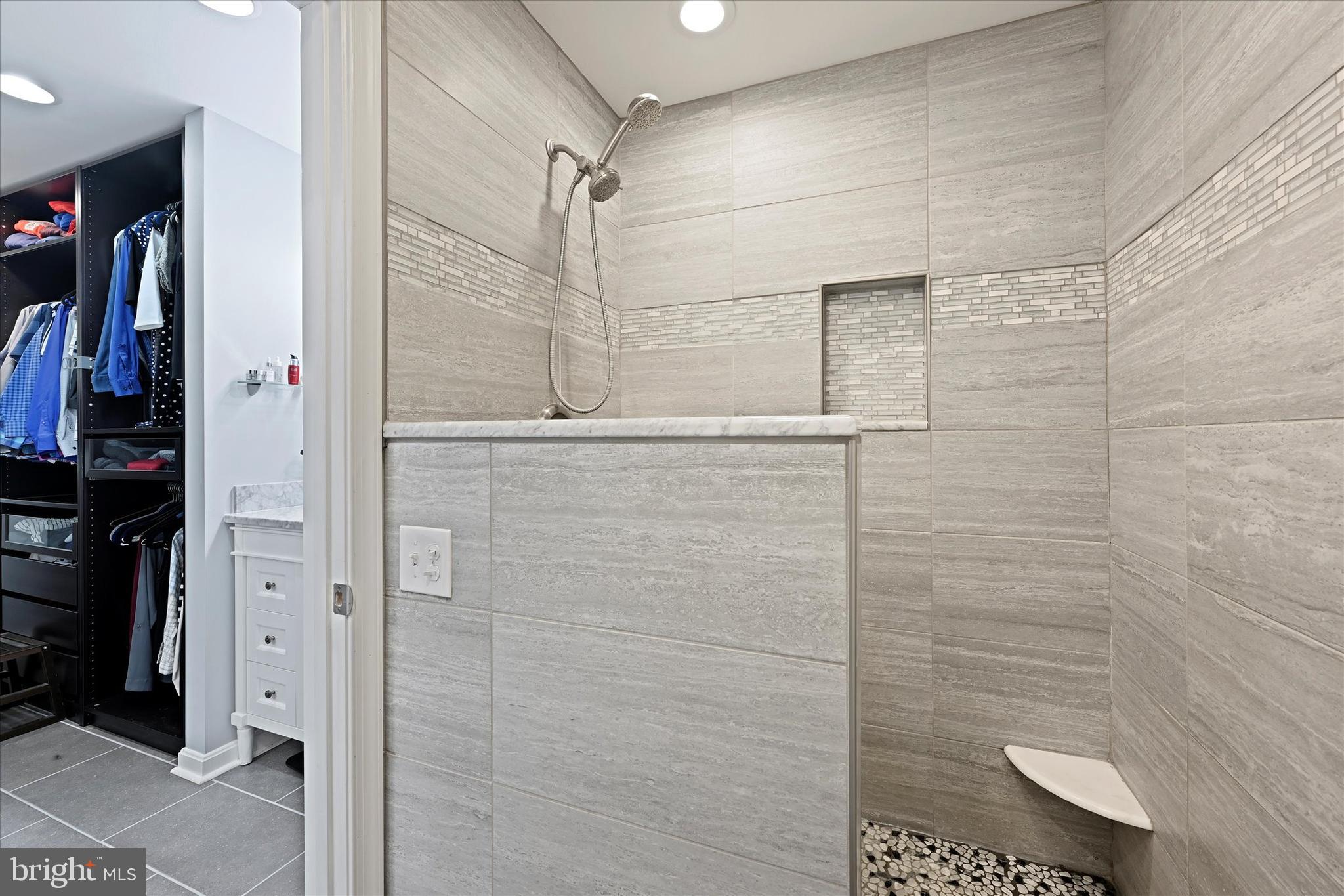 CAPE ST CLAIRE - Residential